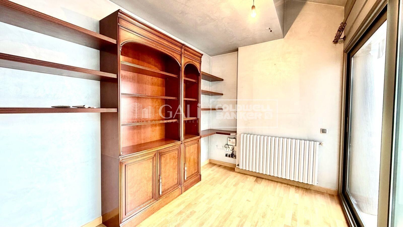 Huvila Principado De Andorra (Ninguna Poblacion Tiene C.P.), Lleida, Espanja 6 makuuhuonetta, 500 m2 No. 156715