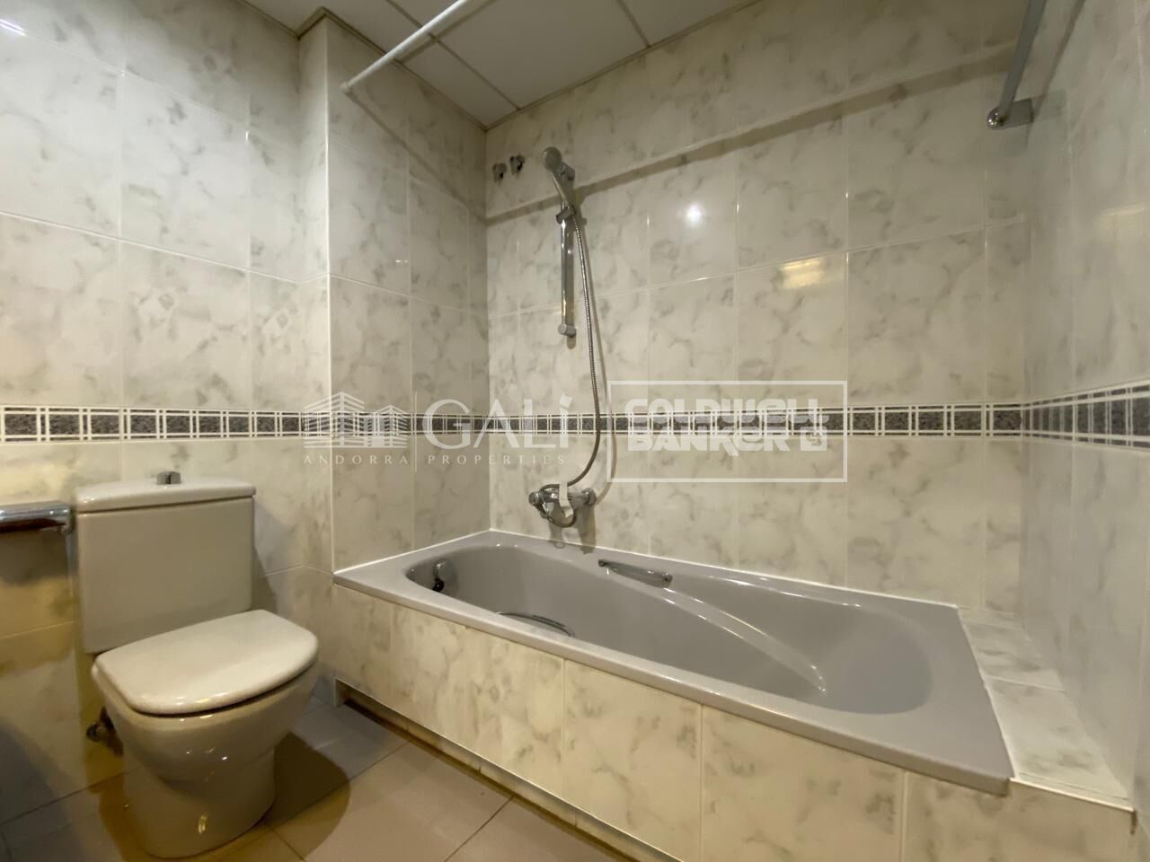 Apartment in Principado De Andorra (Ninguna Poblacion Tiene C.P.), Lleida, Spain 3 bedrooms, 99 sq.m. No. 156710