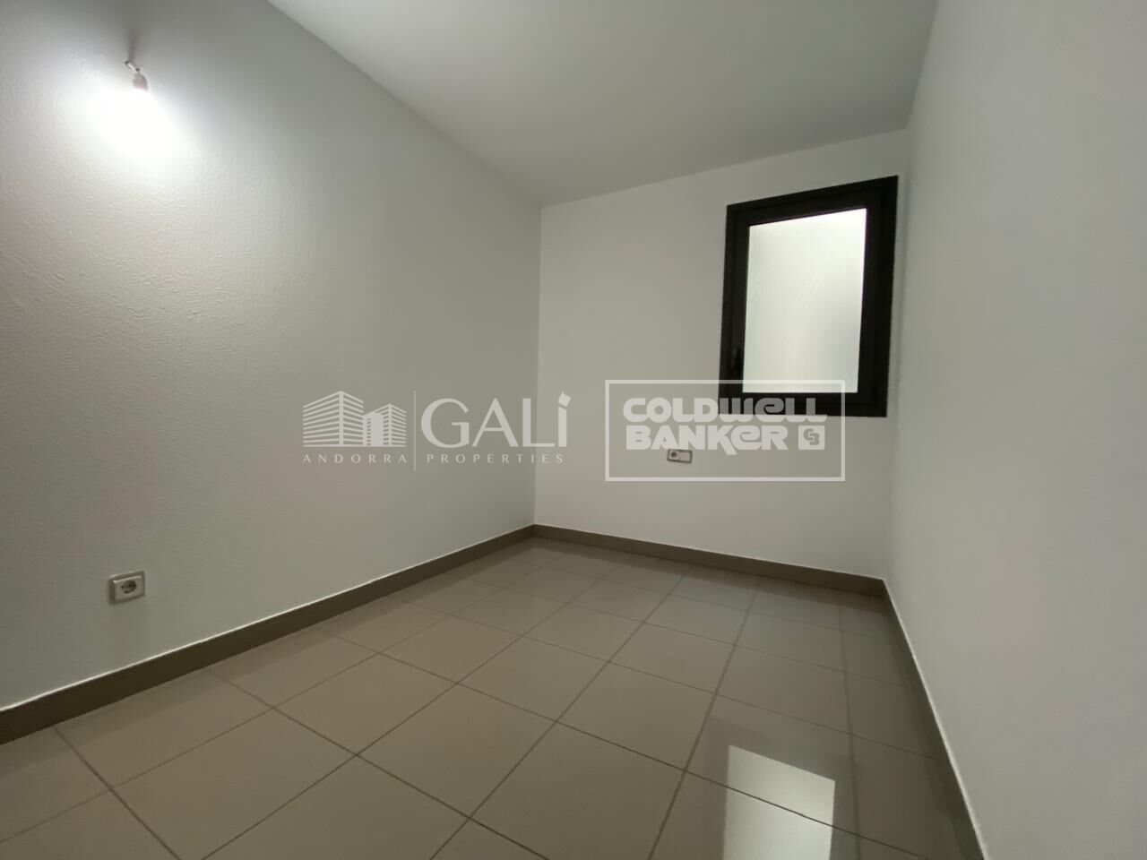 Apartment in Principado De Andorra (Ninguna Poblacion Tiene C.P.), Lleida, Spain 3 bedrooms, 99 sq.m. No. 156710
