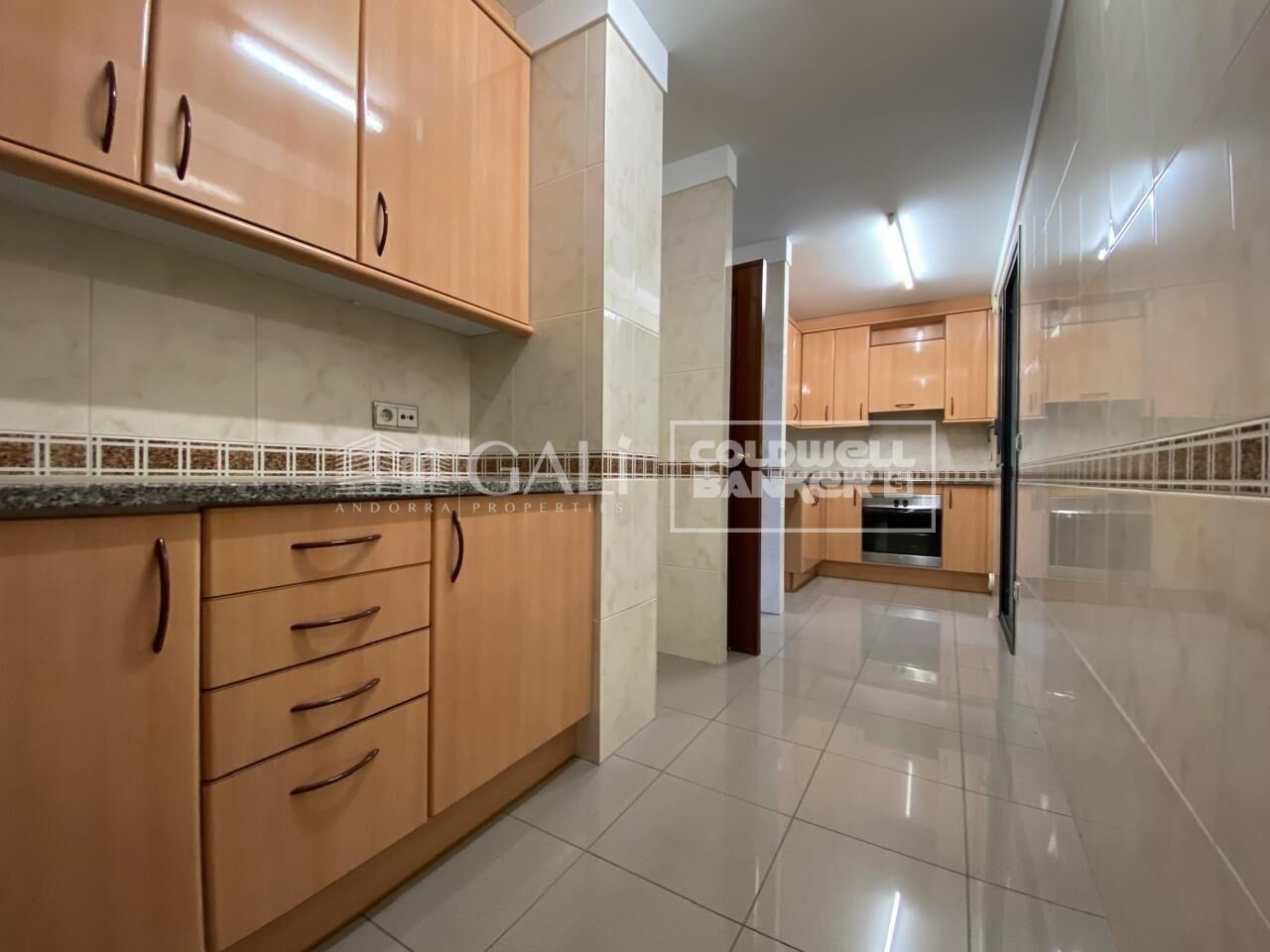 Apartment in Principado De Andorra (Ninguna Poblacion Tiene C.P.), Lleida, Spain 3 bedrooms, 99 sq.m. No. 156710