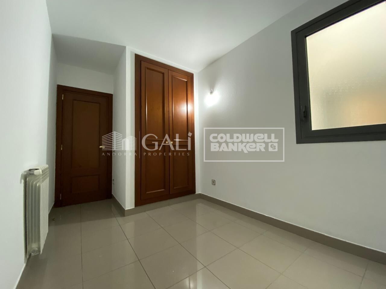 Apartment in Principado De Andorra (Ninguna Poblacion Tiene C.P.), Lleida, Spain 3 bedrooms, 99 sq.m. No. 156710