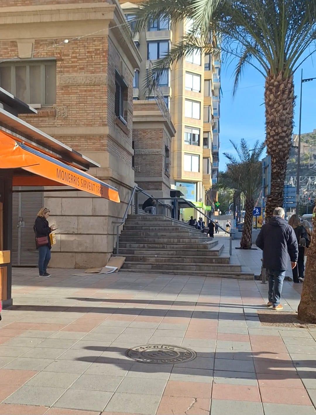 Liikekiinteistö Alicante, Espanja 19 m2 No. 182922