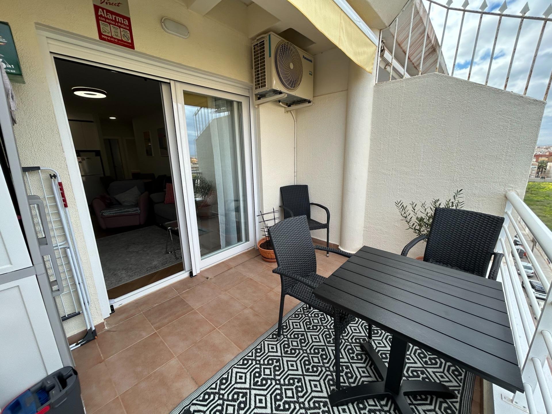 Attico a Torrevieja, Alicante, Spagna 58 mq. N° 182920