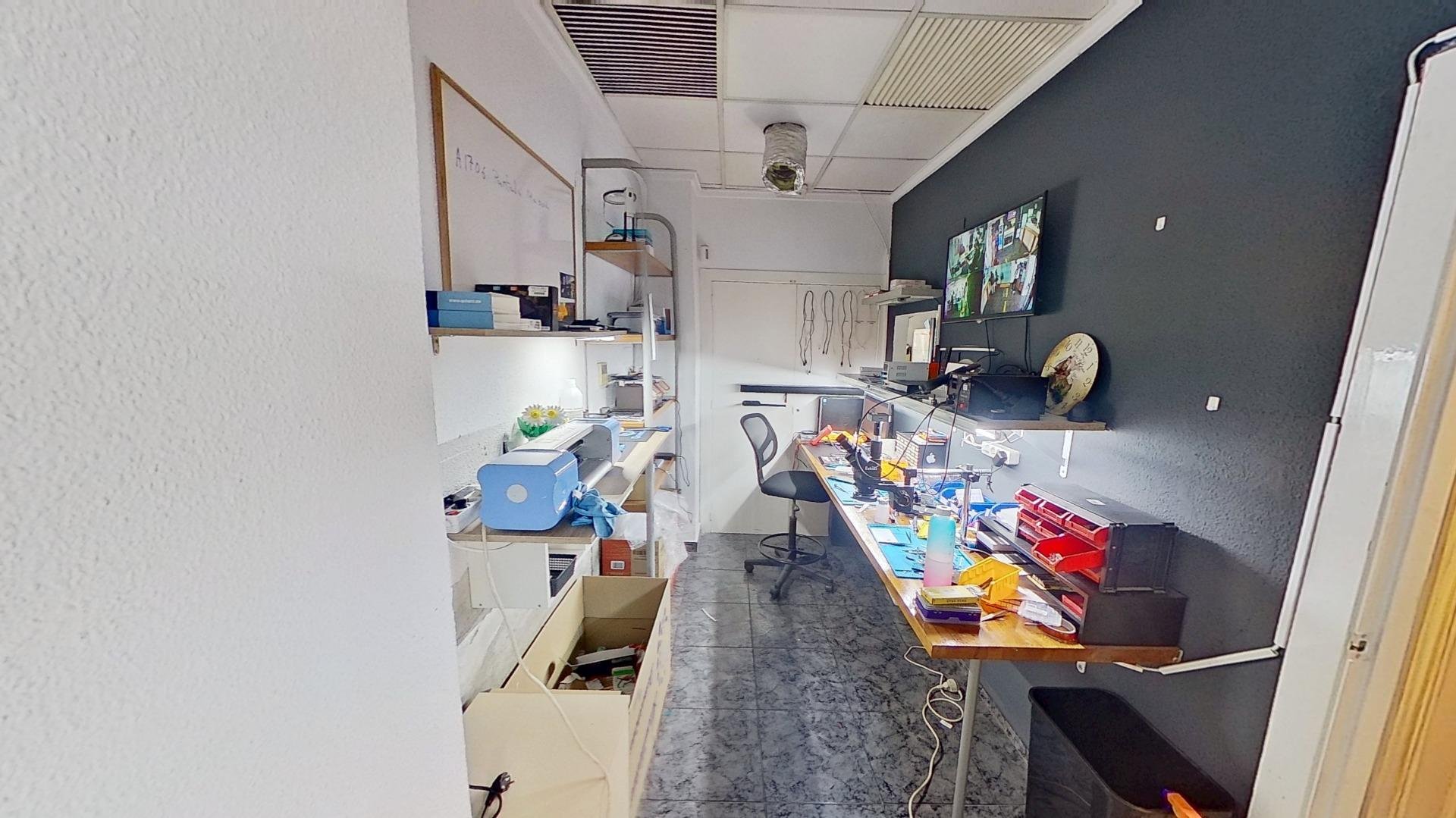 Office in Torrevieja, Alicante, Spain 3 bedrooms, 110 sq.m. No. 168874