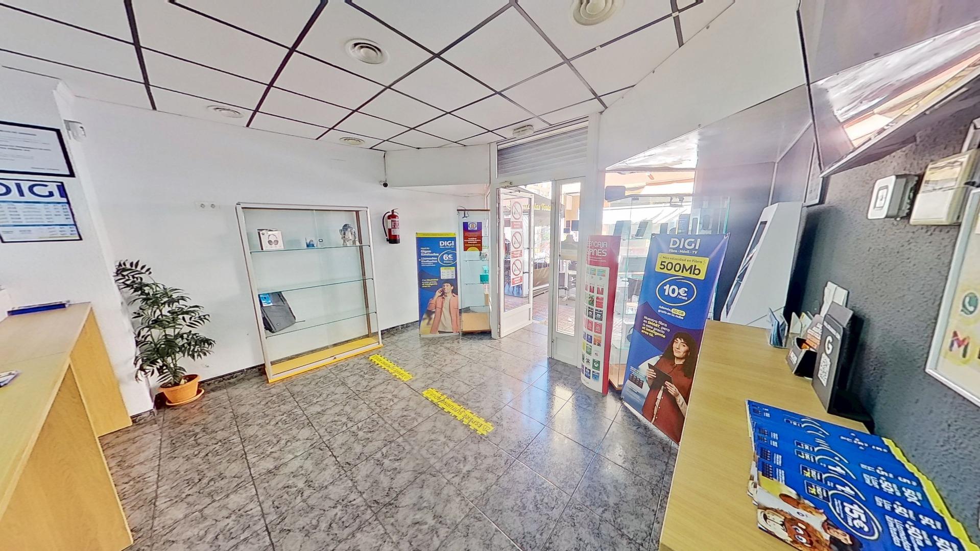 Office in Torrevieja, Alicante, Spain 3 bedrooms, 110 sq.m. No. 168874