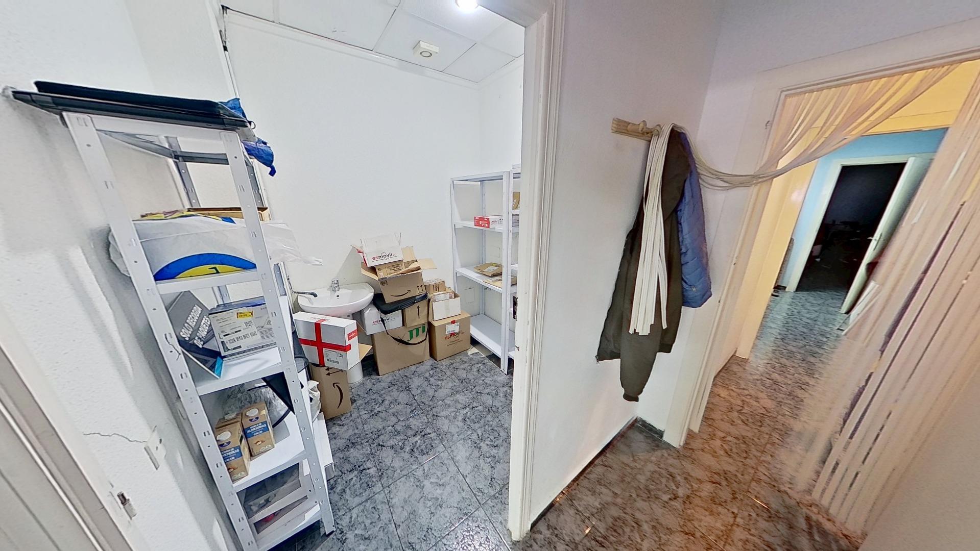 Office in Torrevieja, Alicante, Spain 3 bedrooms, 110 sq.m. No. 168874