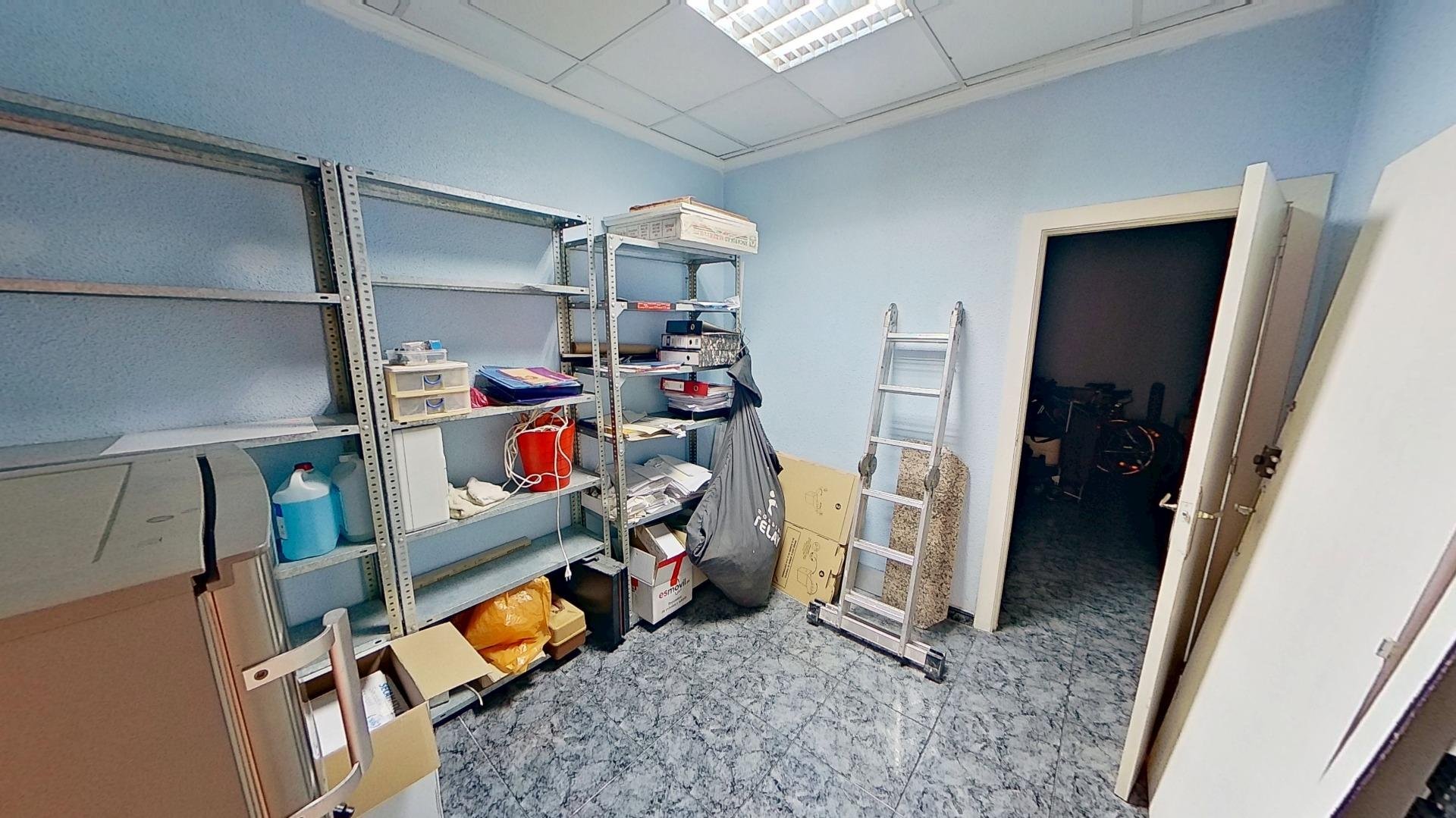 Office in Torrevieja, Alicante, Spain 3 bedrooms, 110 sq.m. No. 168874