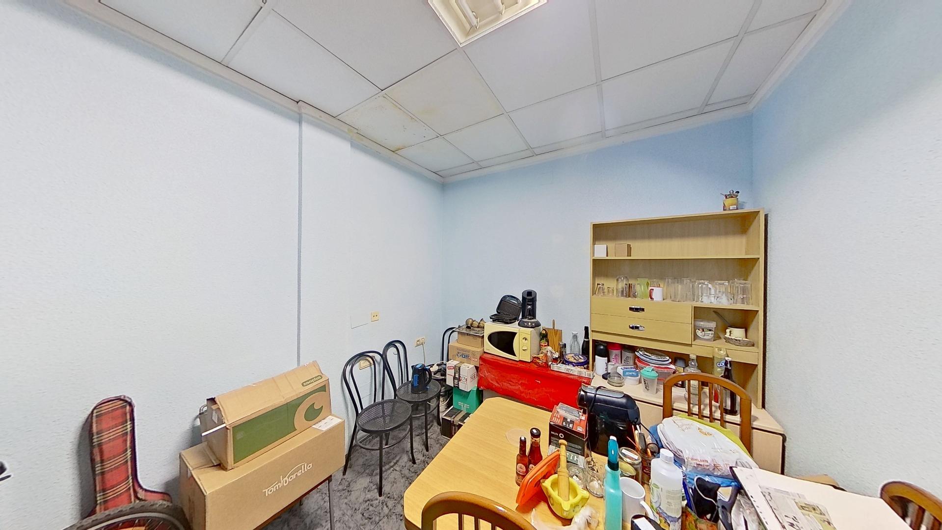 Office in Torrevieja, Alicante, Spain 3 bedrooms, 110 sq.m. No. 168874