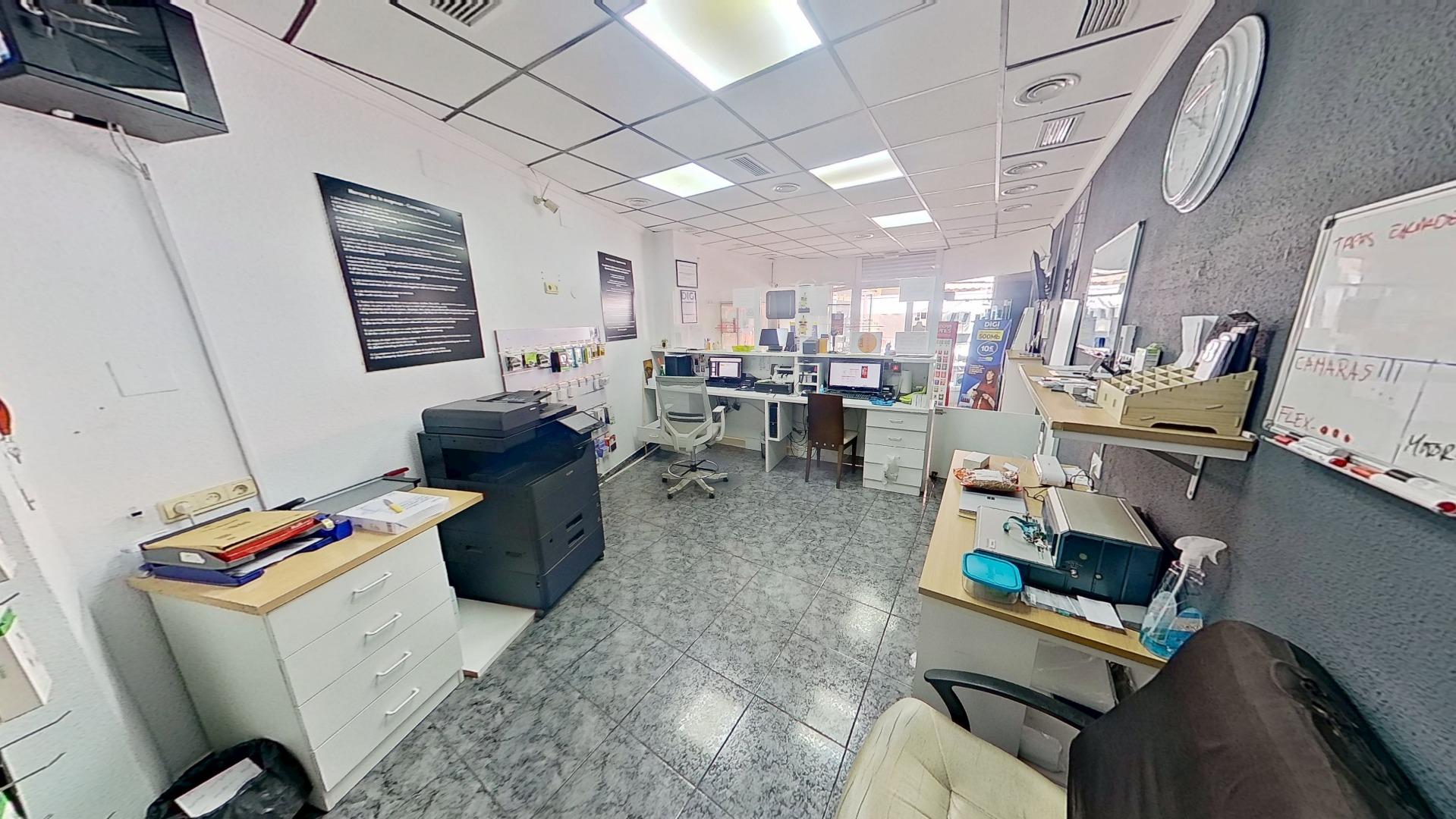 Office in Torrevieja, Alicante, Spain 3 bedrooms, 110 sq.m. No. 168874