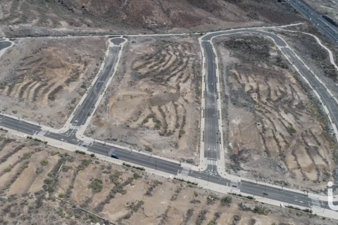 Land plot in Chayofa, Tenerife, Spain 932 sq.m. No. 153785