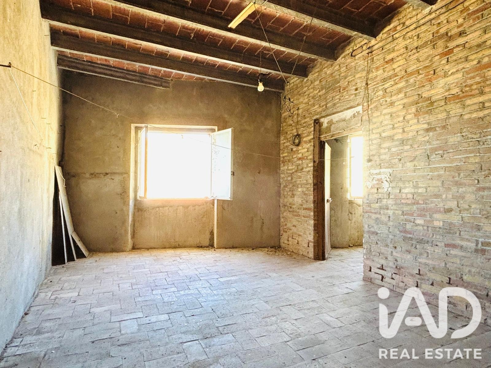 Casa a Lleida, Spagna 6 camere da letto, 846 mq. N° 194363