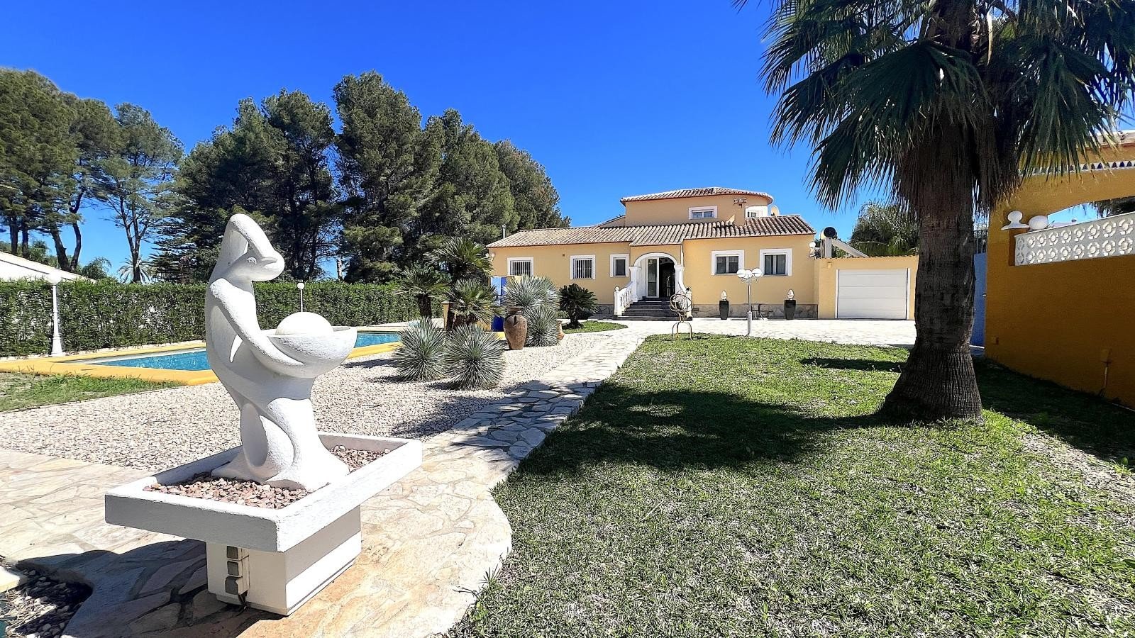 Huvila Denia, Alicante, Espanja 4 makuuhuonetta, 284 m2 No. 195919