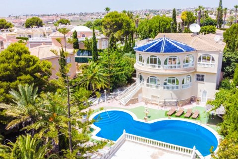Villa en Ciudad Quesada, Alicante, España 5 dormitorios,  No. 144753