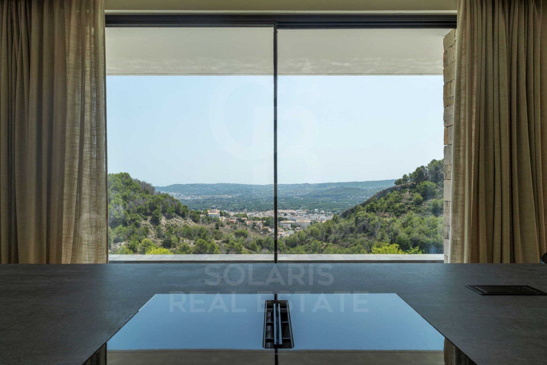 House à Javea, Alicante, Espagne 5 chambres, 380 m2 No. 157207