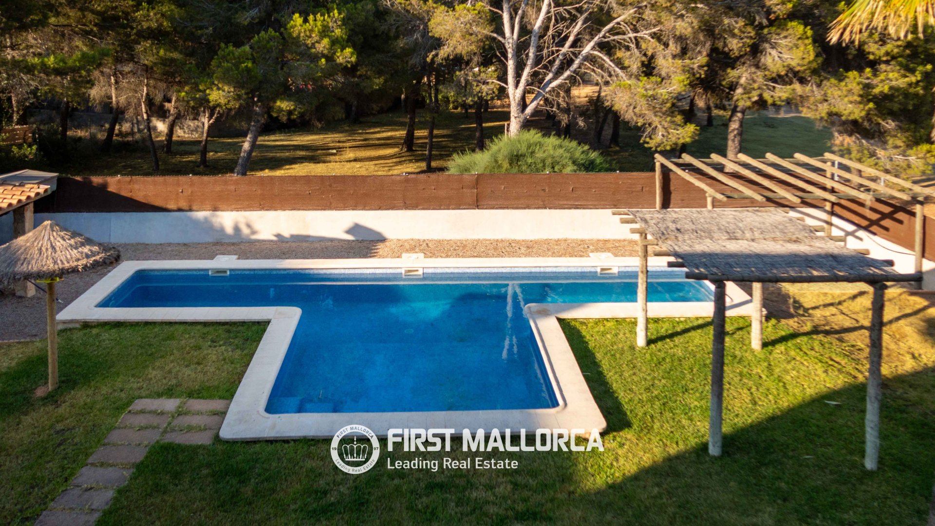 Villa a Santa Ponsa, Mallorca, Spagna 6 camere da letto, 375 mq. N° 181295