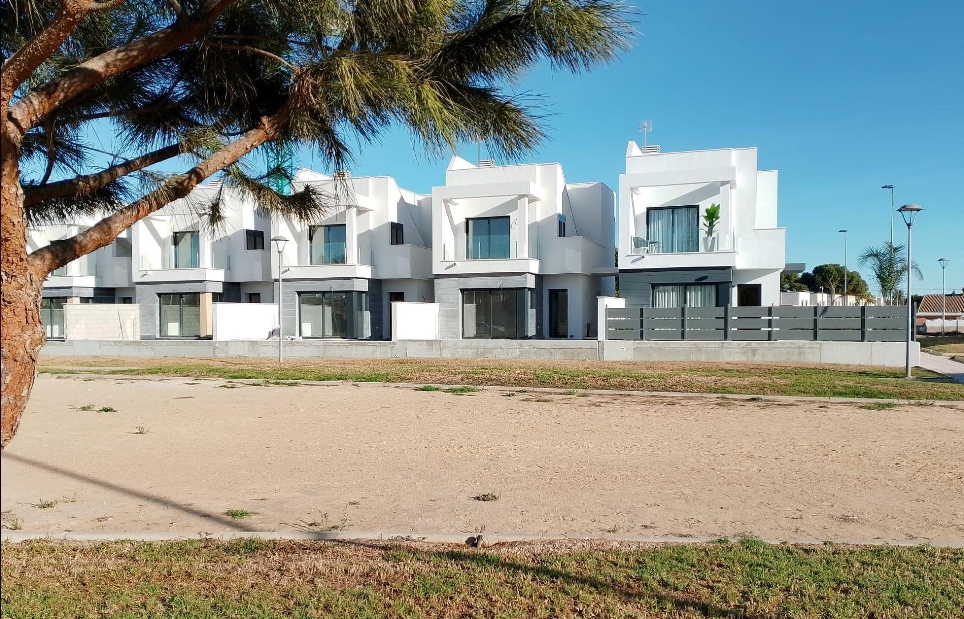 Villa à Alicante, Espagne 3 chambres, 109 m2 No. 111408