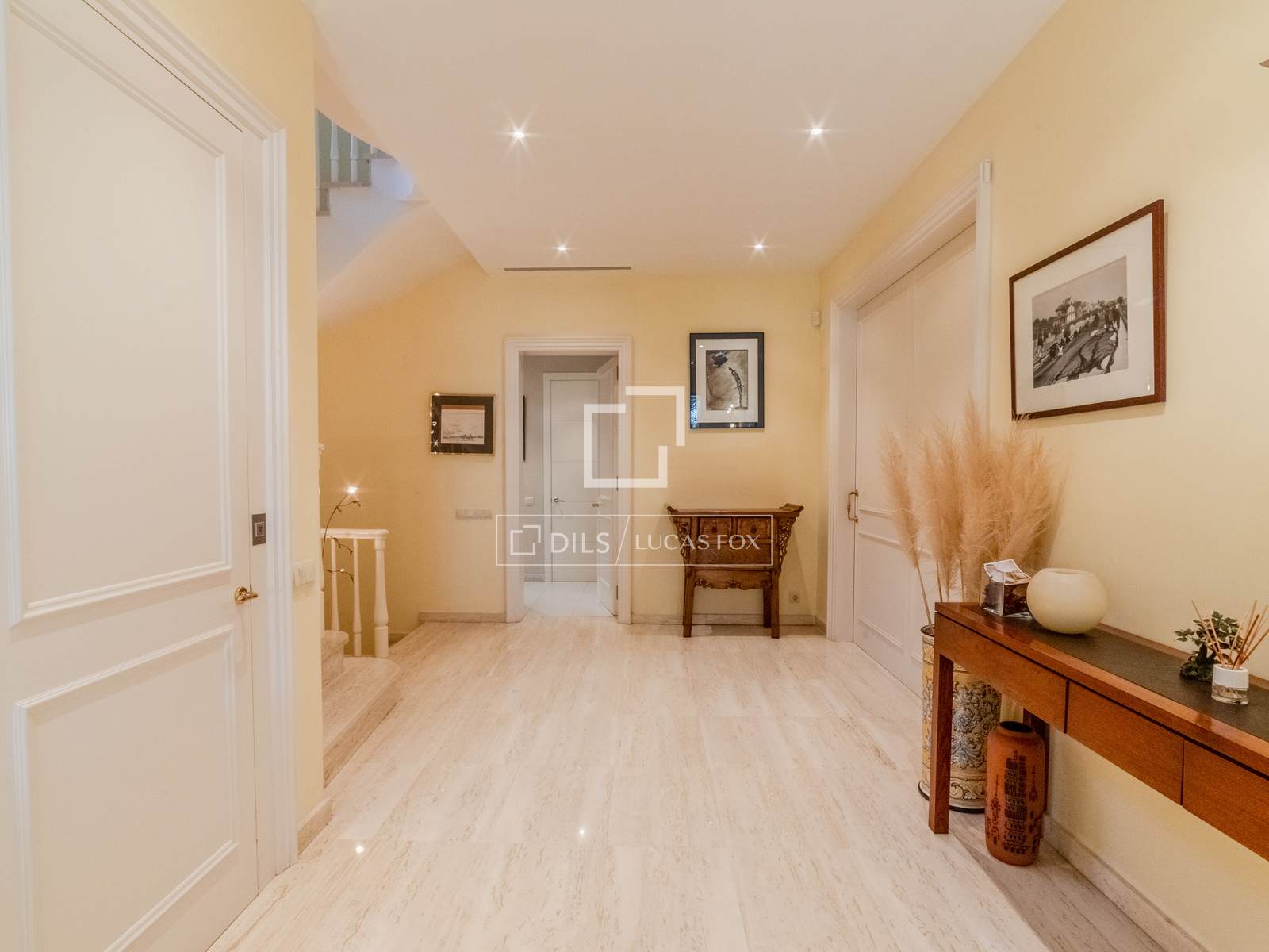 Villa a Sitges, Barcelona, Spagna 5 camere da letto, 910 mq. N° 150487