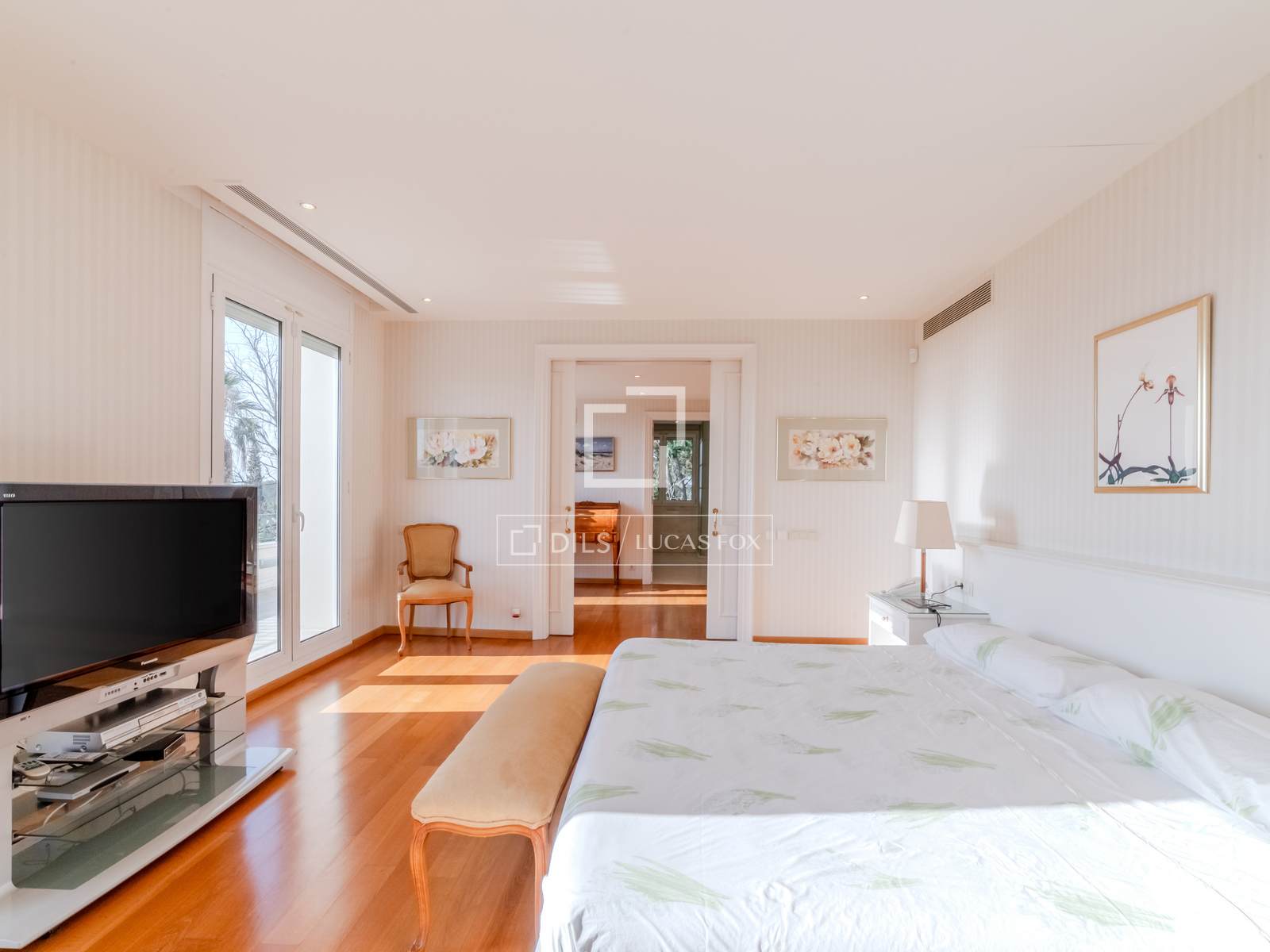 Villa a Sitges, Barcelona, Spagna 5 camere da letto, 910 mq. N° 150487