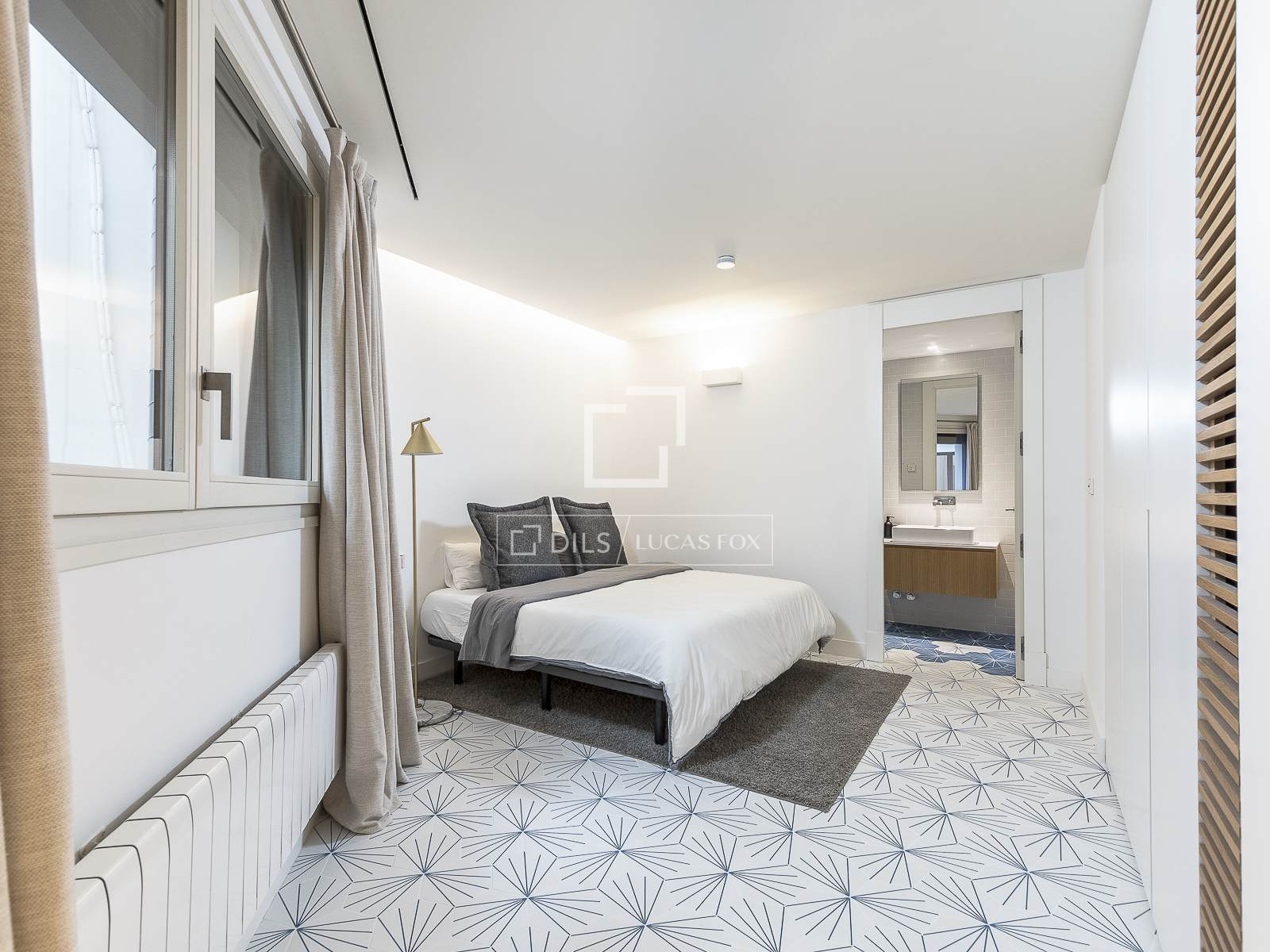 Wohnung in Barcelona, Spanien 2 Schlafzimmer, 146 m2 Nr. 150484