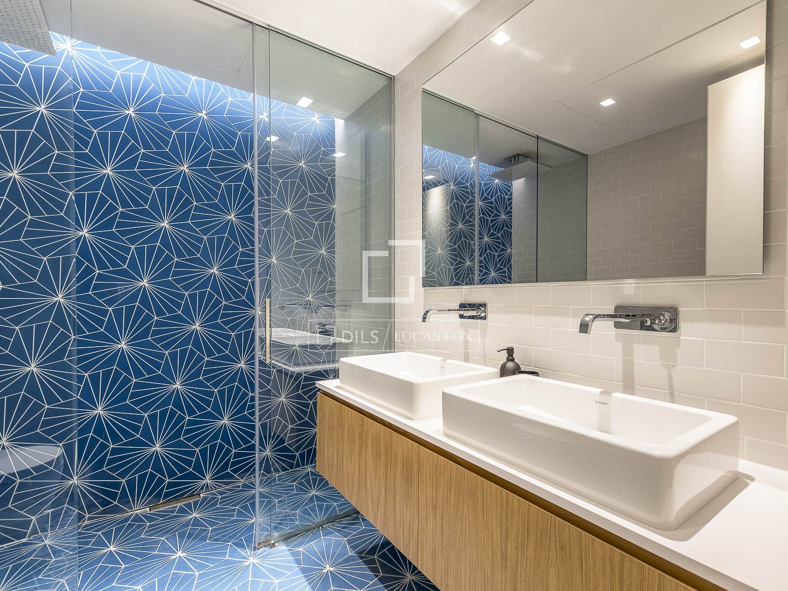 Wohnung in Barcelona, Spanien 2 Schlafzimmer, 146 m2 Nr. 150484
