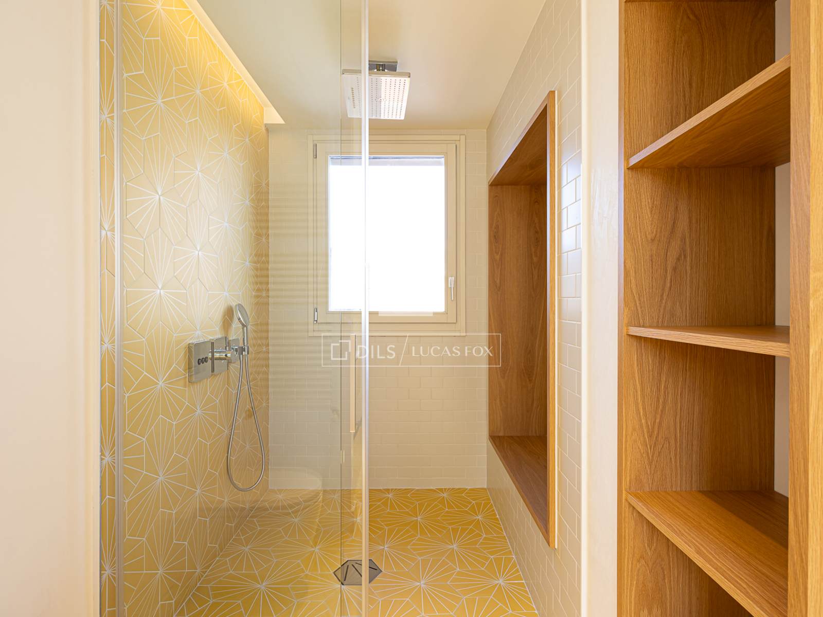 Dzīvoklis Barcelona, Spānijā 3 istabas, 174 m2 Nr. 150486