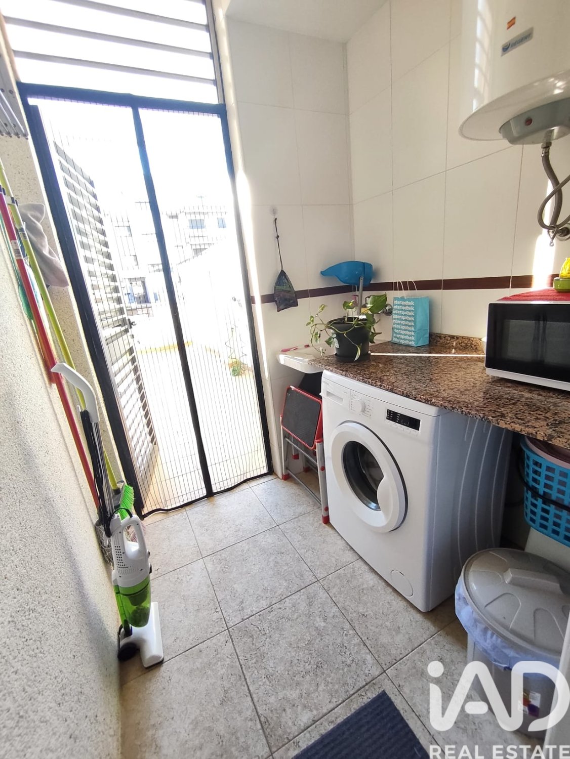 Huoneisto Sant Jordi, Castellon, Espanja 1 makuuhuone, 72 m2 No. 185554