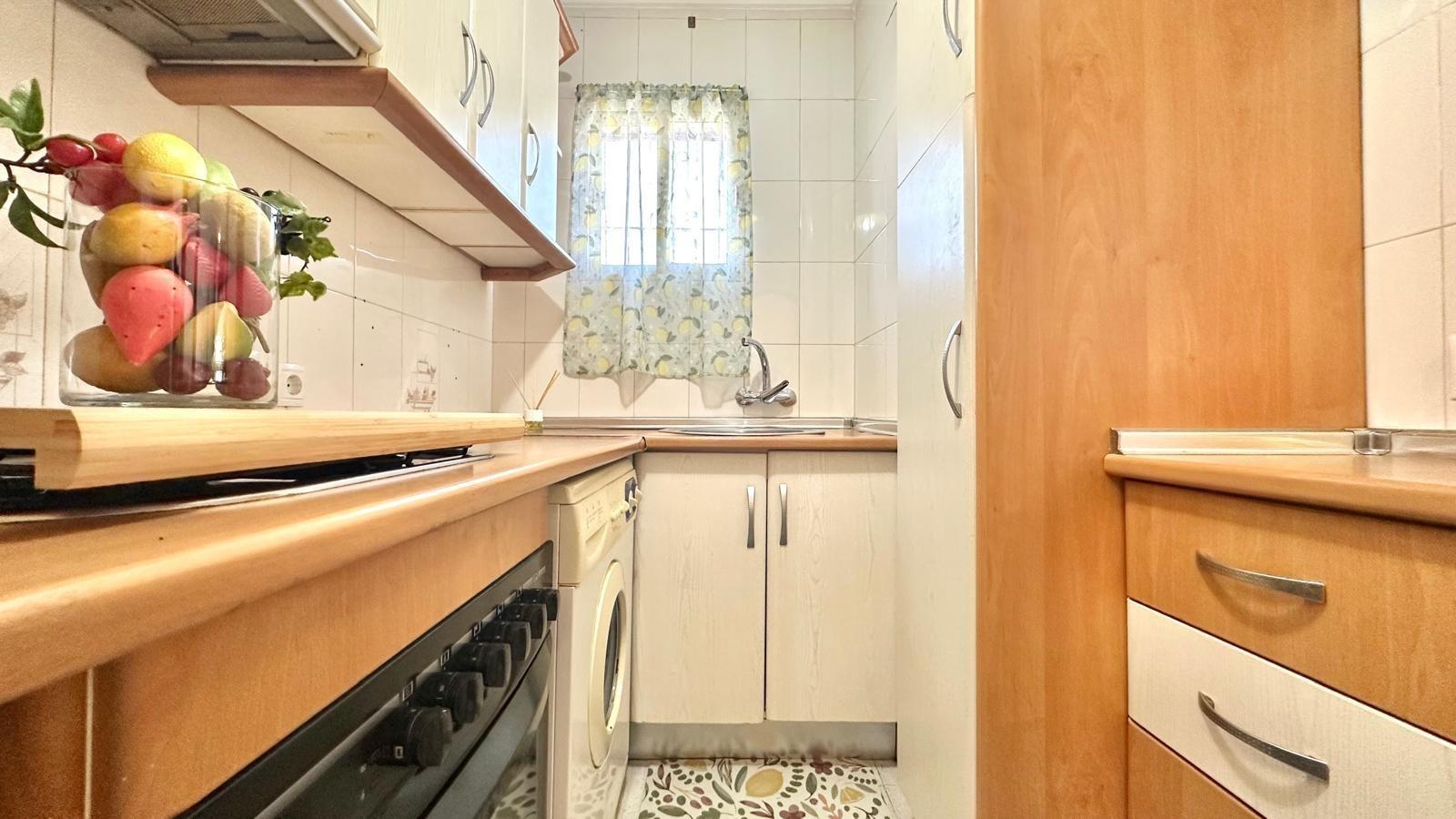 Apartment à Torrevieja, Alicante, Espagne 1 chambre, 34 m2 No. 184327