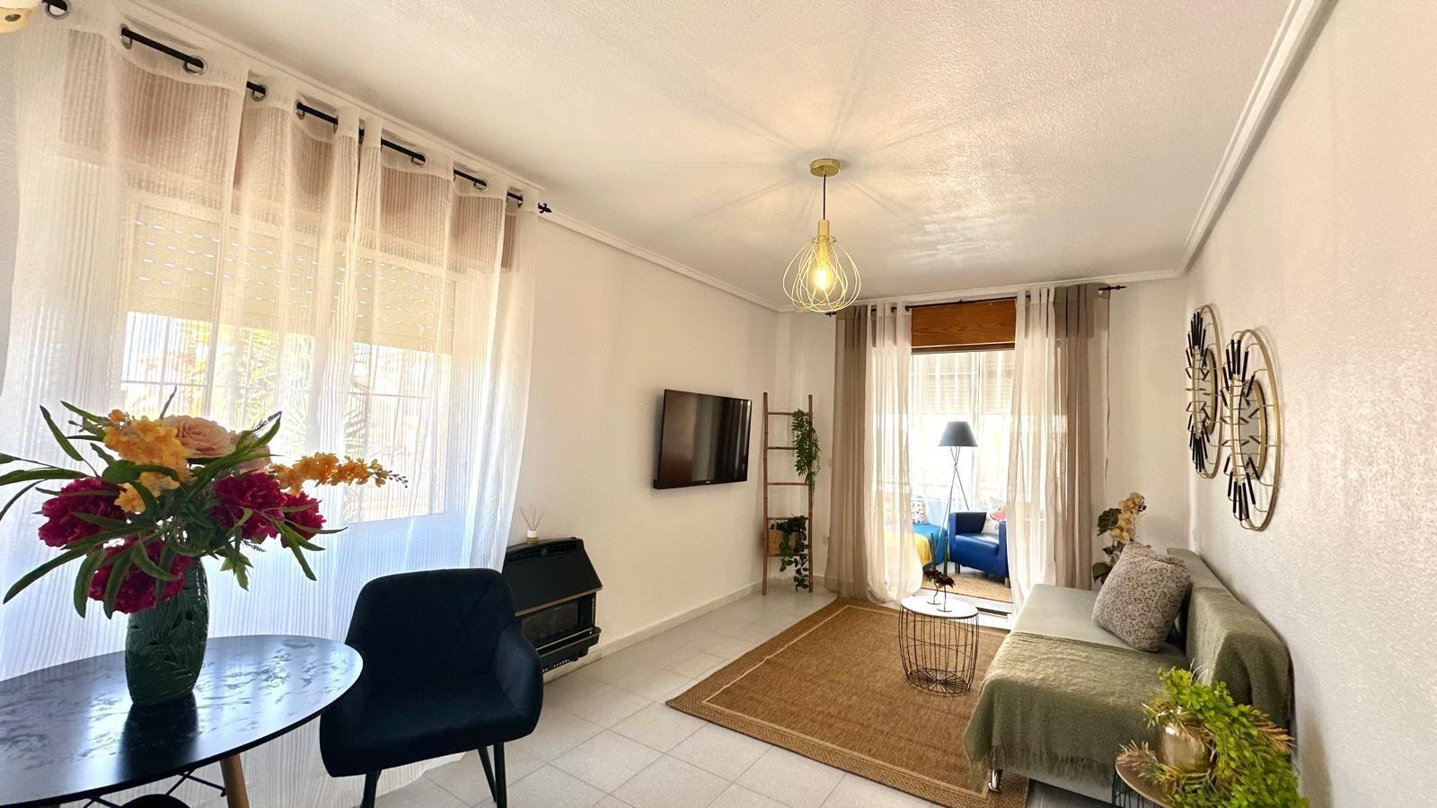 Apartment à Torrevieja, Alicante, Espagne 1 chambre, 34 m2 No. 184327