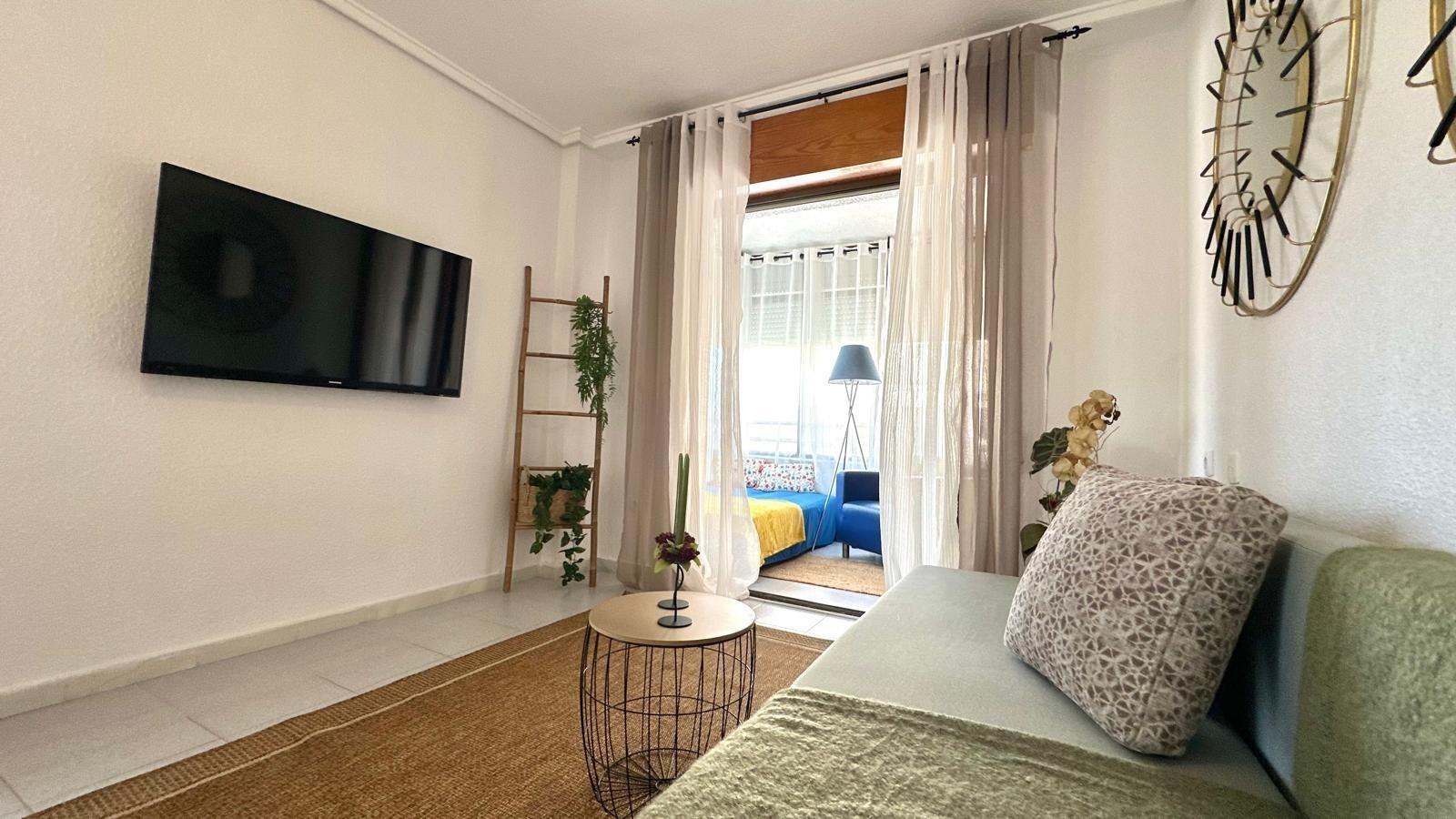 Apartment à Torrevieja, Alicante, Espagne 1 chambre, 34 m2 No. 184327