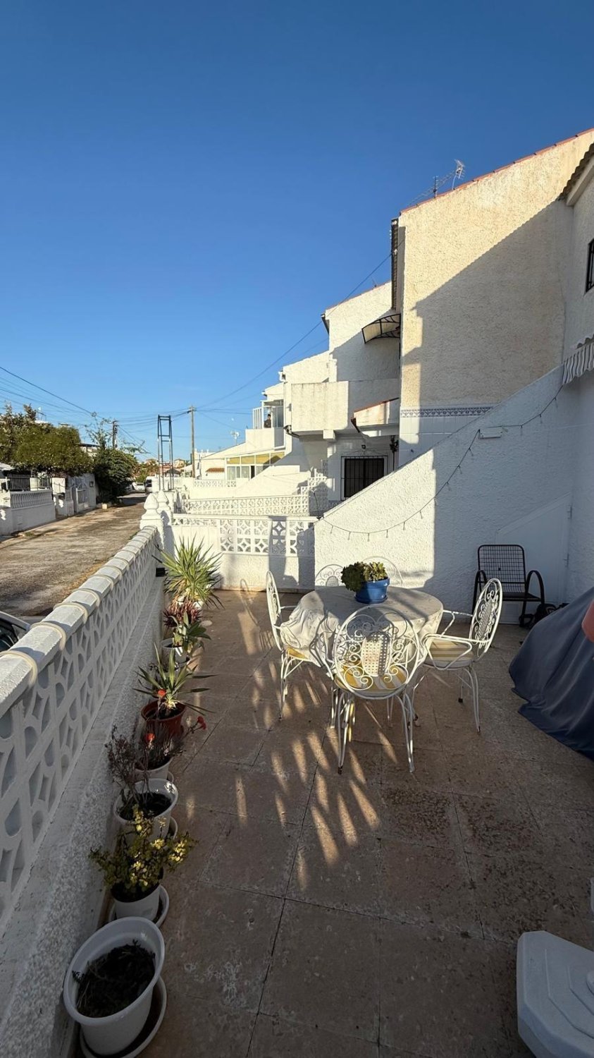 Bungalo Torrevieja, Alicante, Spānijā 2 istabas, 80 m2 Nr. 184328