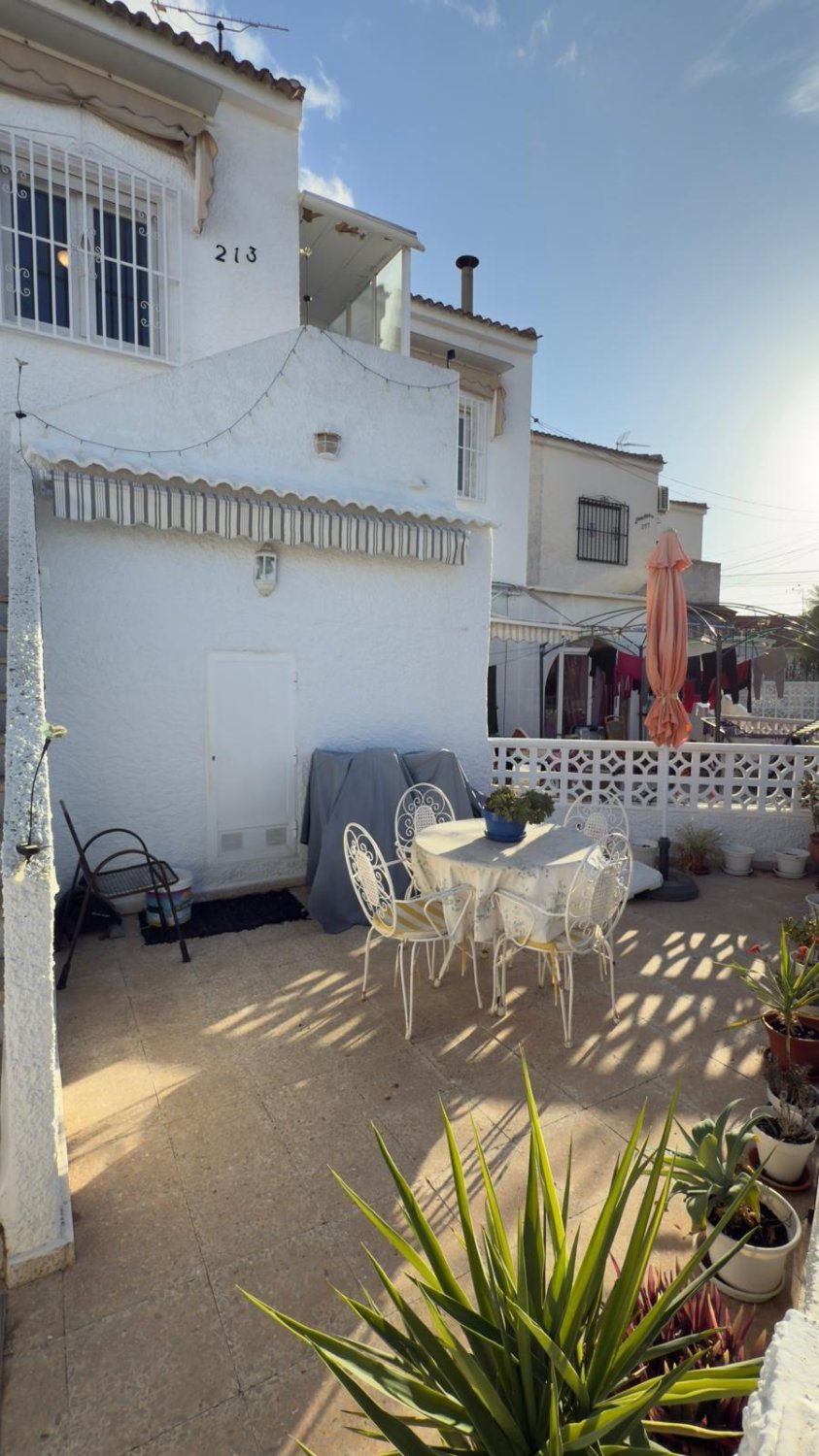 Bungalo Torrevieja, Alicante, Spānijā 2 istabas, 80 m2 Nr. 184328