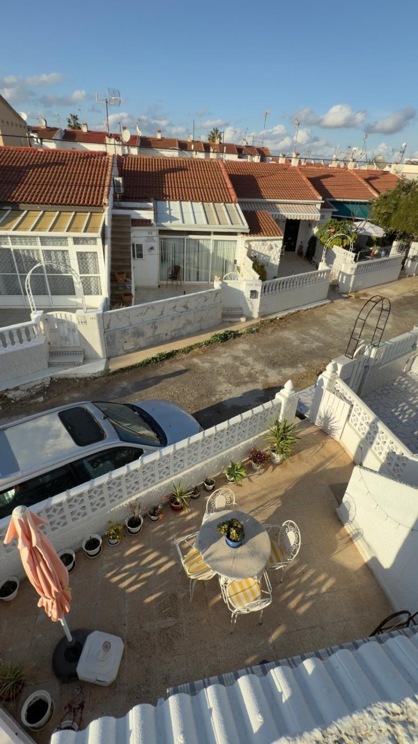 Bungalo Torrevieja, Alicante, Spānijā 2 istabas, 80 m2 Nr. 184328
