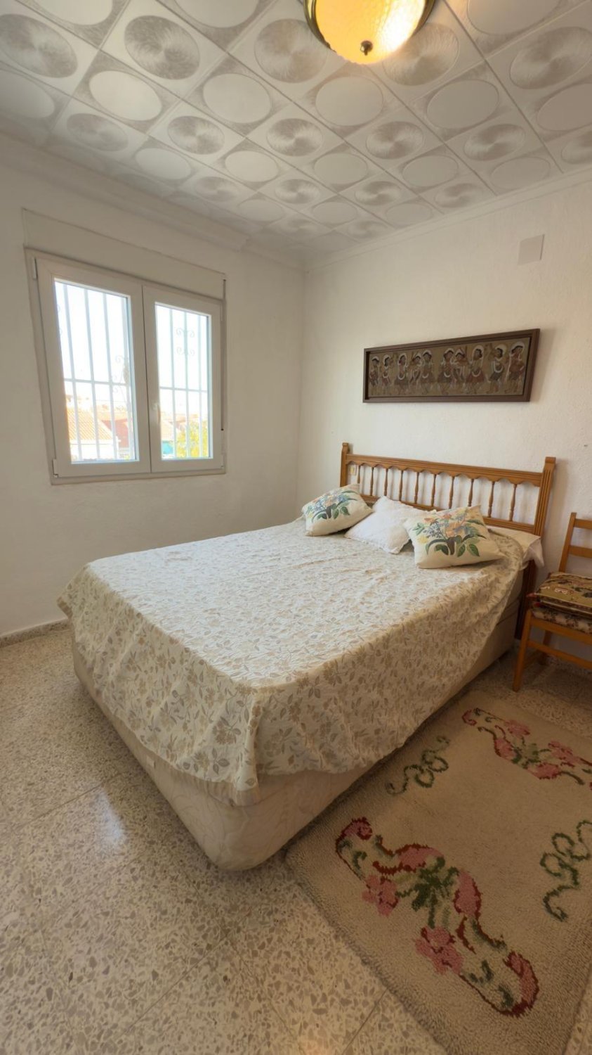 Bungalo Torrevieja, Alicante, Spānijā 2 istabas, 80 m2 Nr. 184328