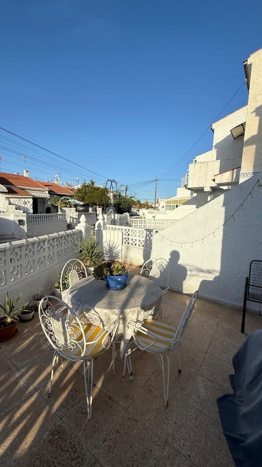 Bungalo Torrevieja, Alicante, Spānijā 2 istabas, 80 m2 Nr. 184328