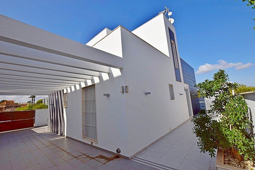 Villa Mil Palmeras, Alicante, Spānijā 3 istabas, 132 m2 Nr. 111284