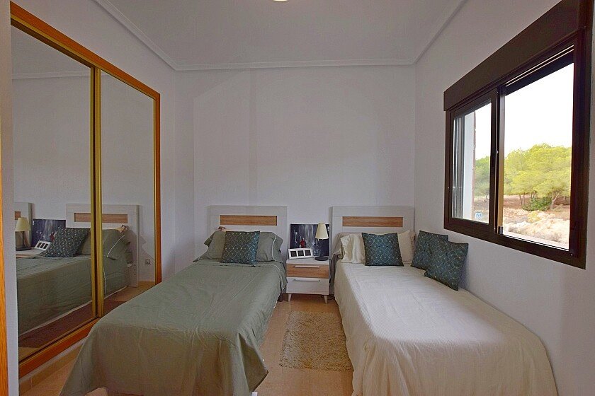 Kaupunkipientalo San Miguel de Salinas, Alicante, Espanja 3 makuuhuonetta, 102 m2 No. 111281