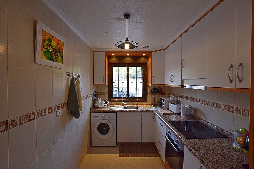 Kaupunkipientalo San Miguel de Salinas, Alicante, Espanja 3 makuuhuonetta, 102 m2 No. 111281