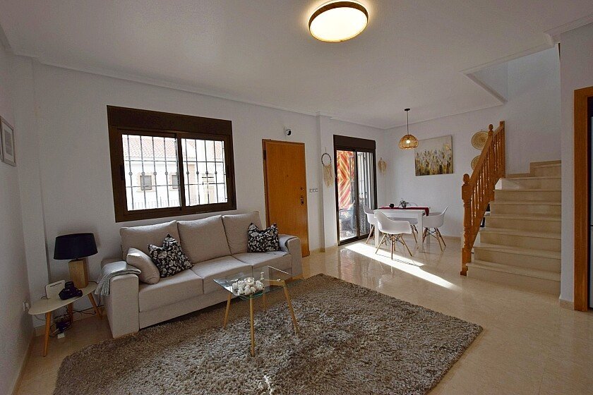 Kaupunkipientalo San Miguel de Salinas, Alicante, Espanja 3 makuuhuonetta, 102 m2 No. 111281