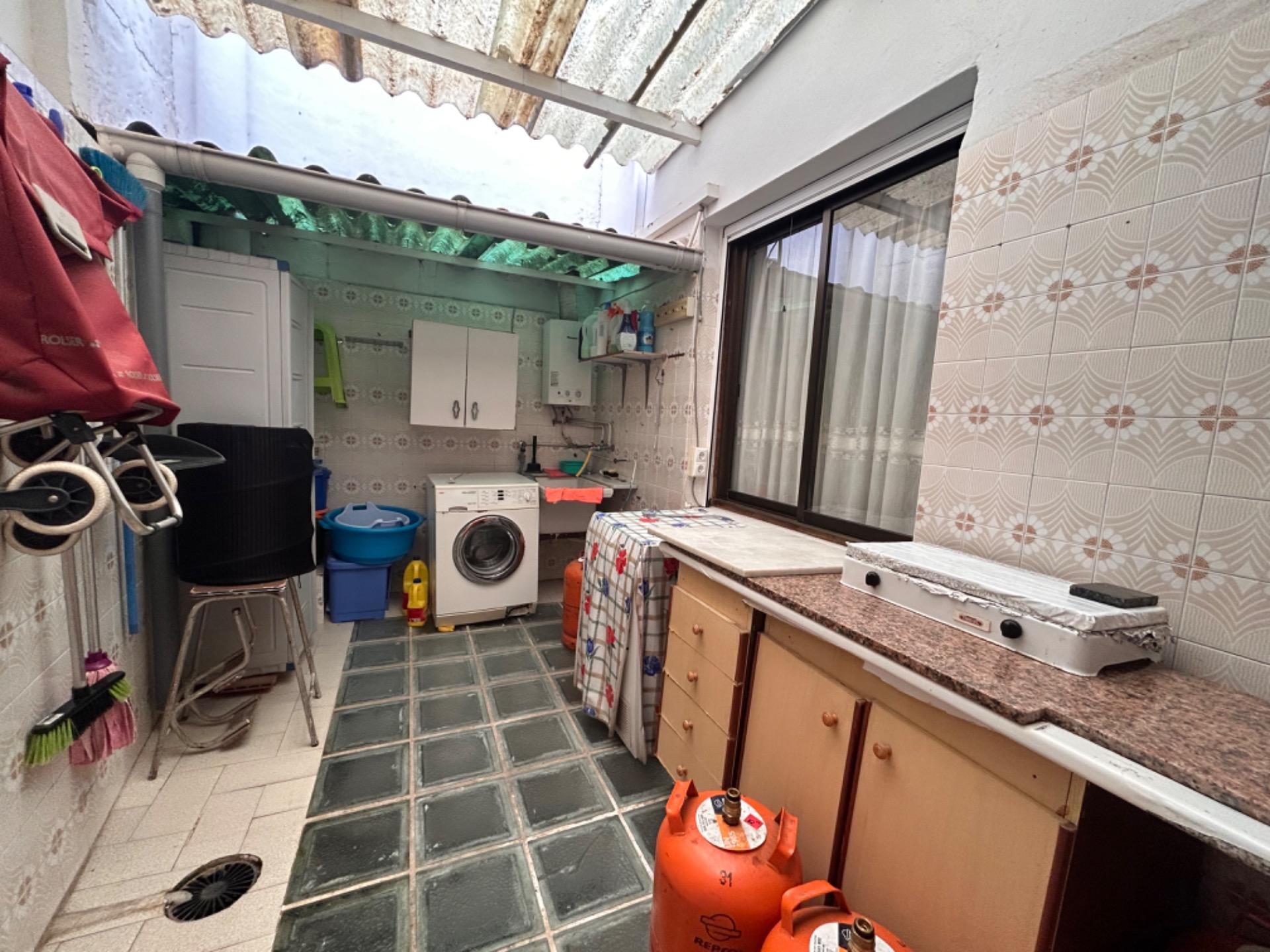 House in Guardamar del Segura, Alicante, Spanien 5 Schlafzimmer, 340 m2 Nr. 78940
