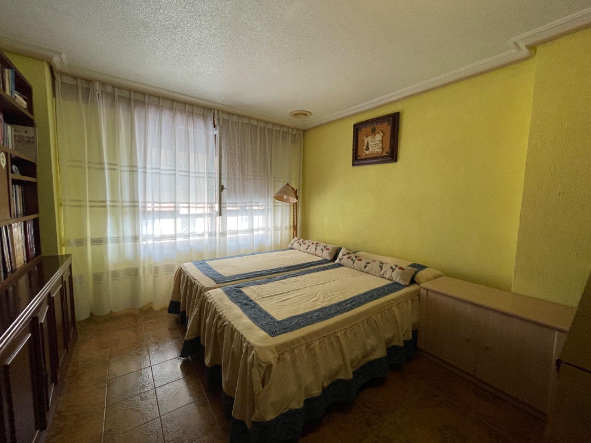 House in Guardamar del Segura, Alicante, Spanien 5 Schlafzimmer, 340 m2 Nr. 78940