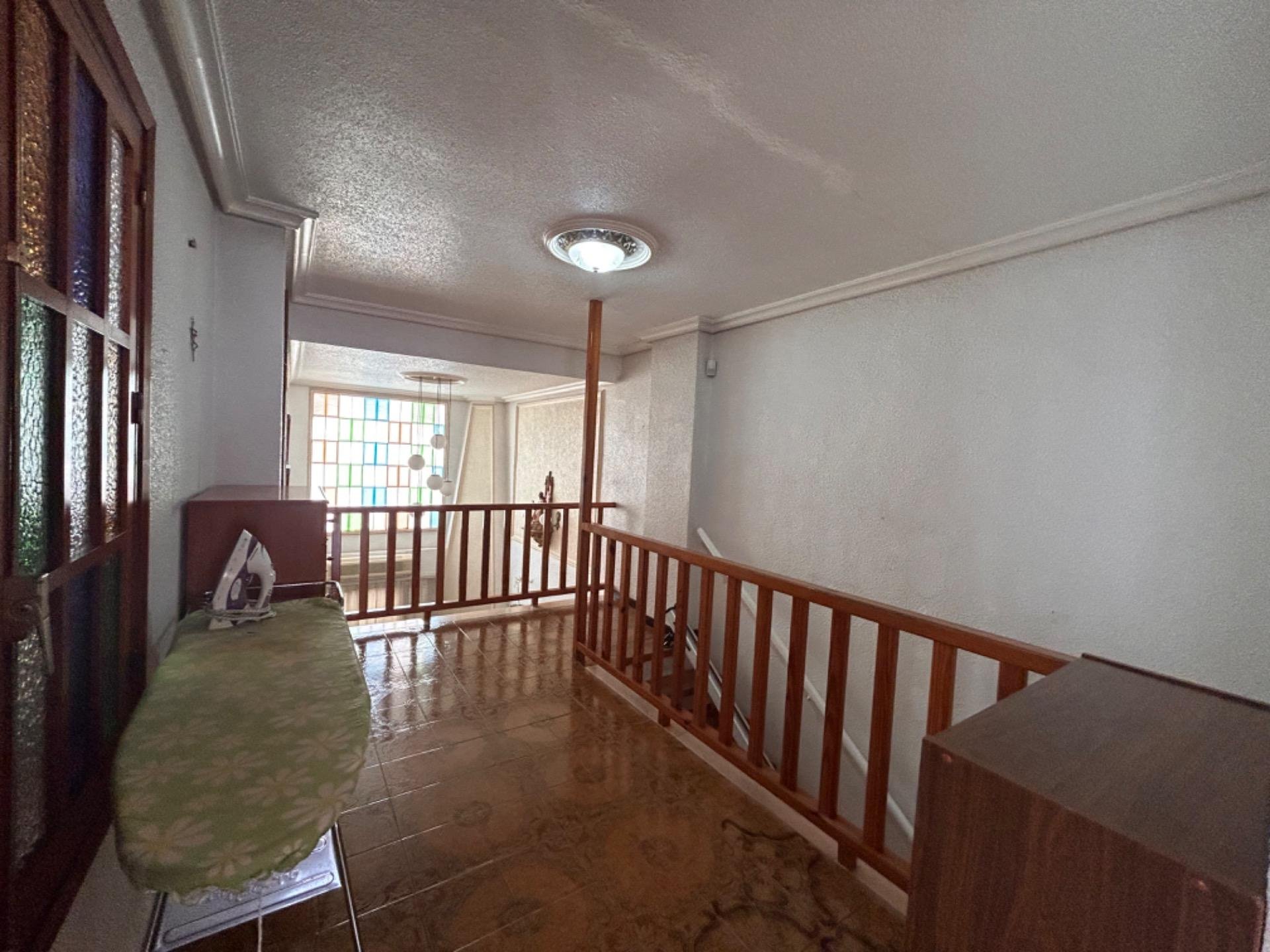 House in Guardamar del Segura, Alicante, Spanien 5 Schlafzimmer, 340 m2 Nr. 78940