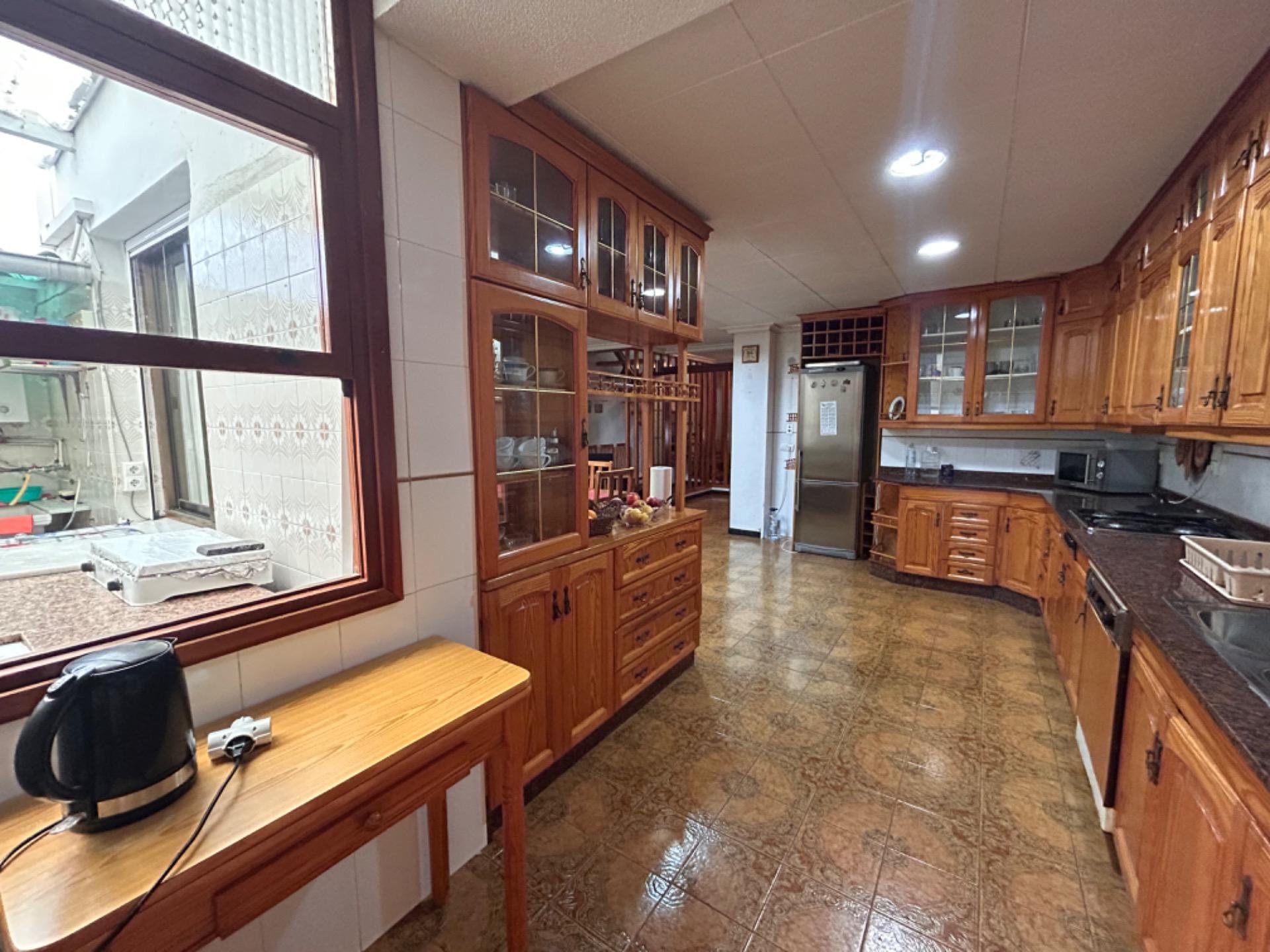 House in Guardamar del Segura, Alicante, Spanien 5 Schlafzimmer, 340 m2 Nr. 78940