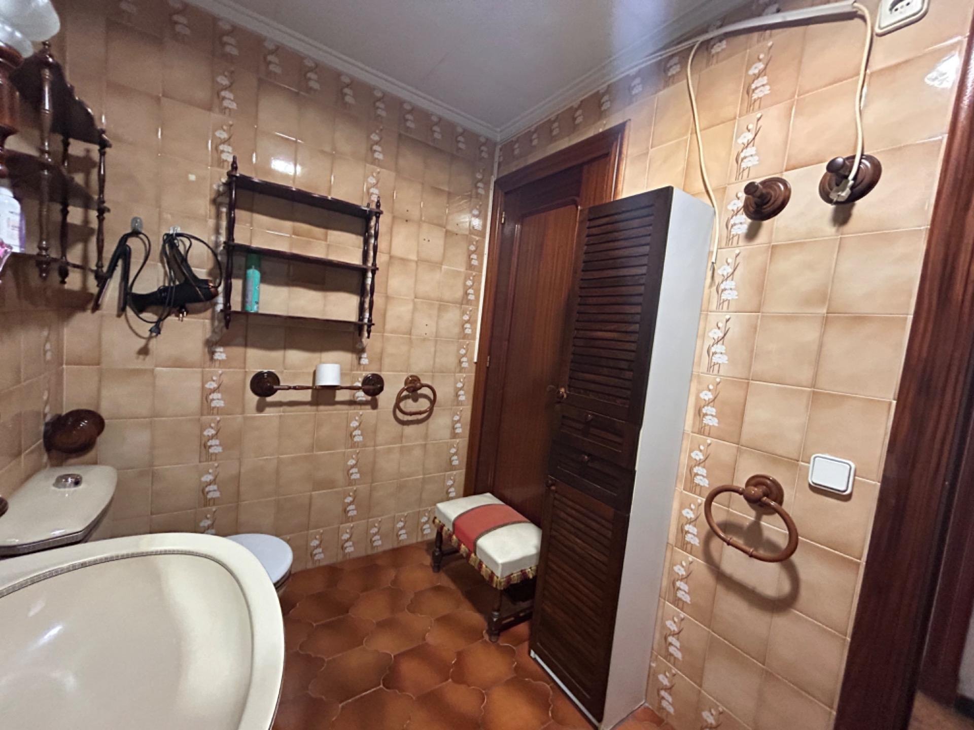 House in Guardamar del Segura, Alicante, Spanien 5 Schlafzimmer, 340 m2 Nr. 78940