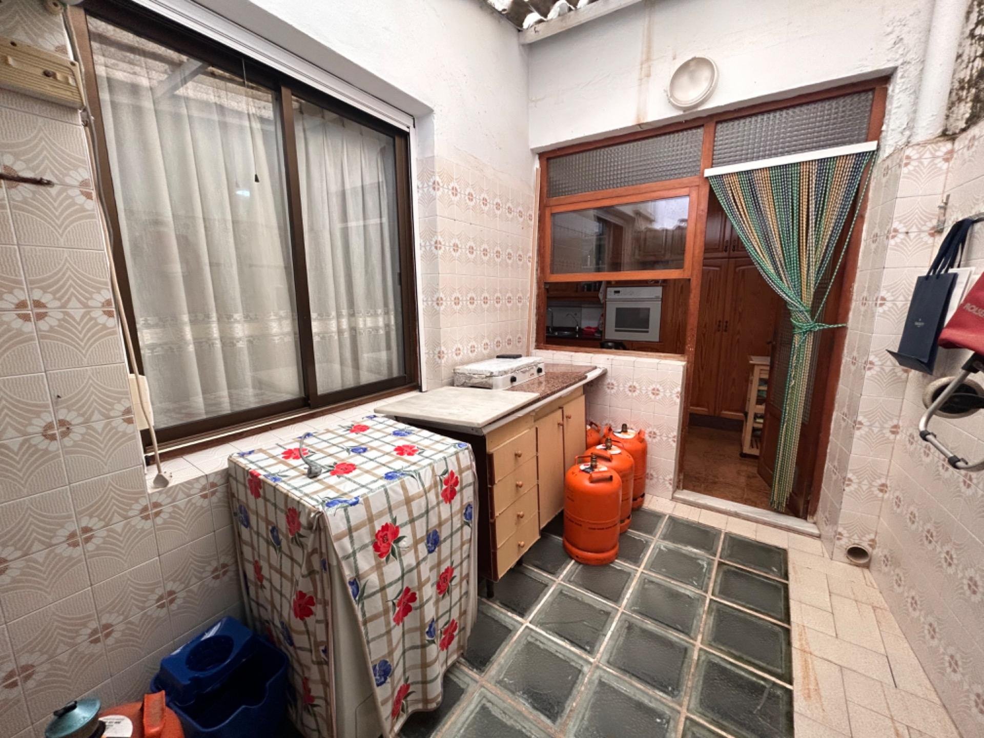 House in Guardamar del Segura, Alicante, Spanien 5 Schlafzimmer, 340 m2 Nr. 78940