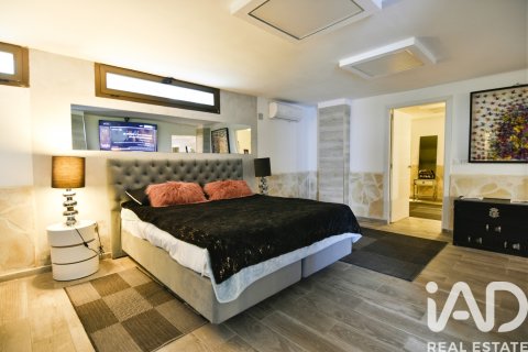 Komerciāls īpašums Ibiza town, Ibiza, Spānijā 6 istabas, 286 m2 Nr. 173111
