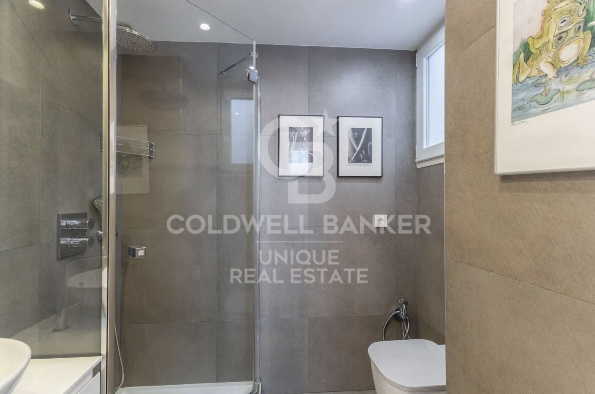 Apartment à Madrid, Espagne 2 chambres, 101 m2 No. 178828