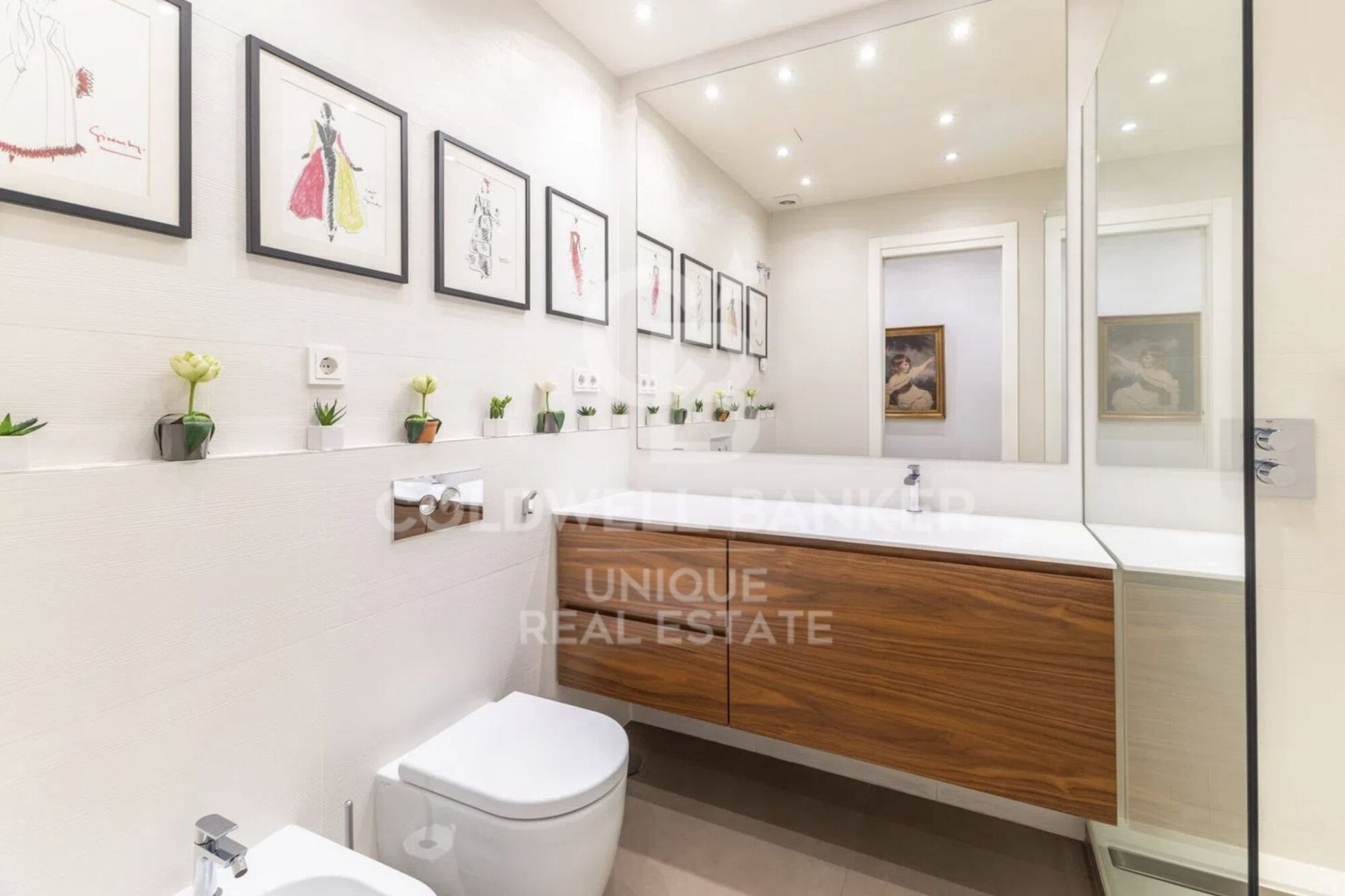 Apartment à Madrid, Espagne 2 chambres, 101 m2 No. 178828
