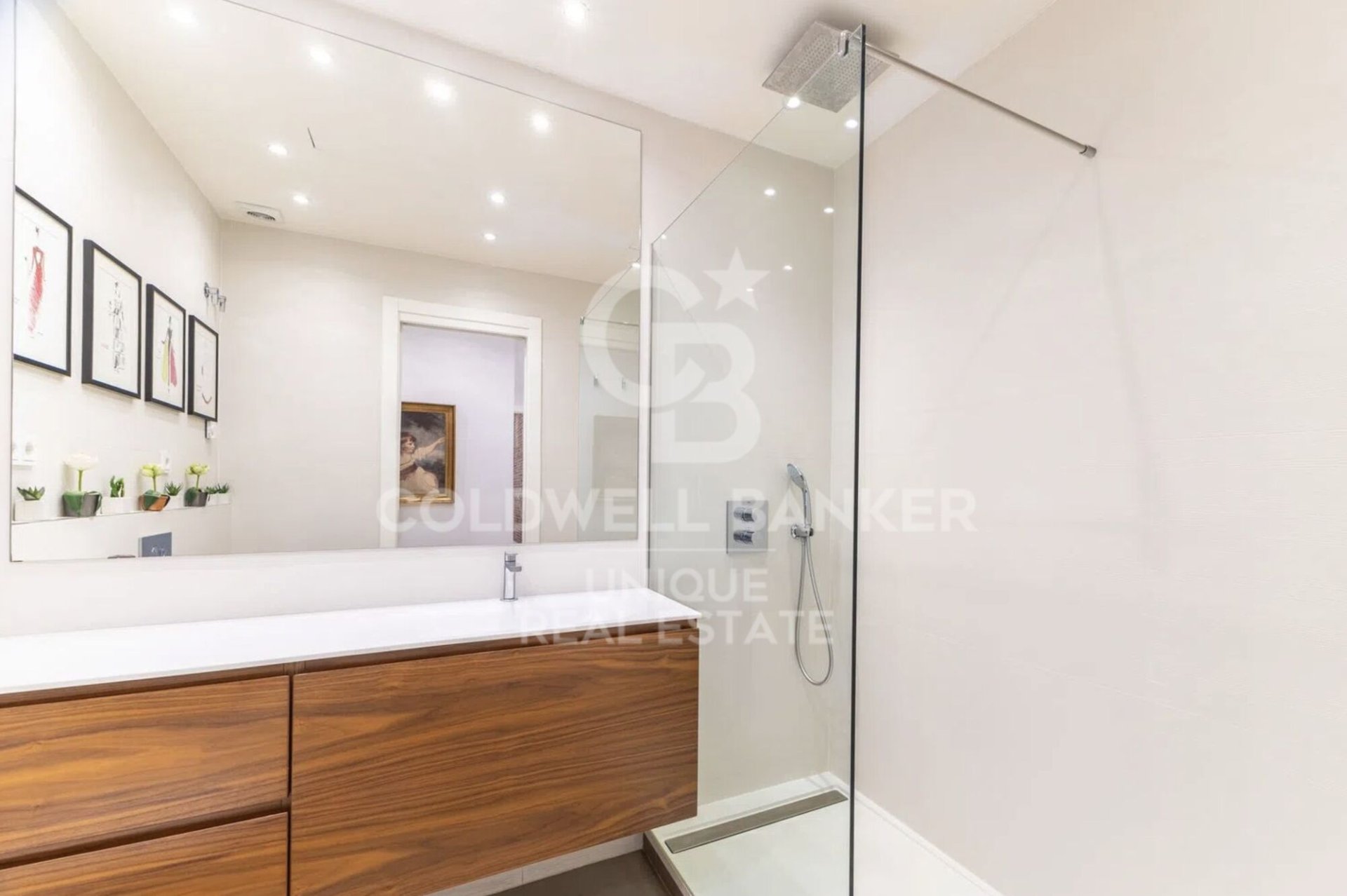 Apartment à Madrid, Espagne 2 chambres, 101 m2 No. 178828