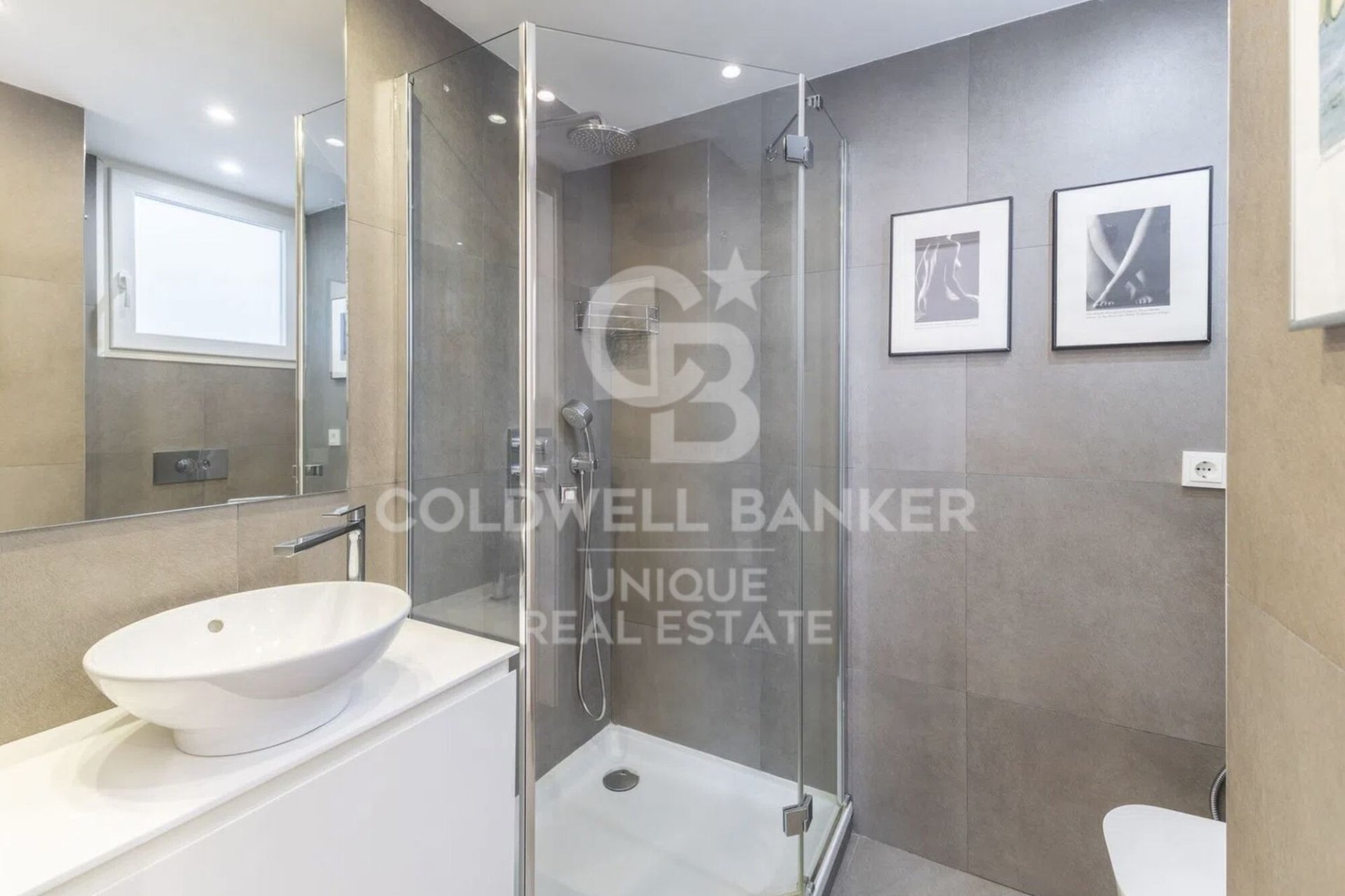 Apartment à Madrid, Espagne 2 chambres, 101 m2 No. 178828