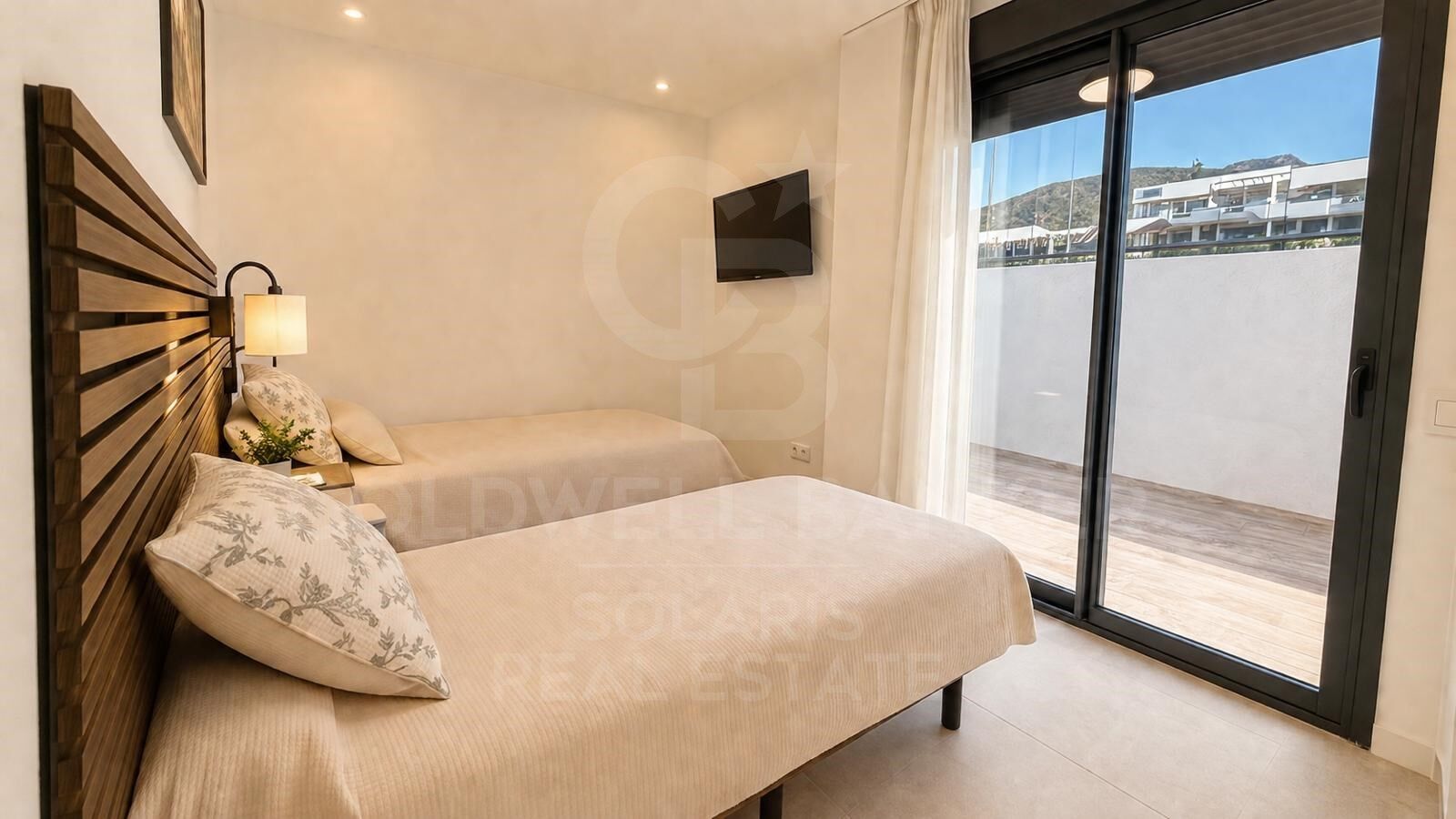 Dzīvoklis Finestrat, Alicante, Spānijā 2 istabas, 475 m2 Nr. 178824